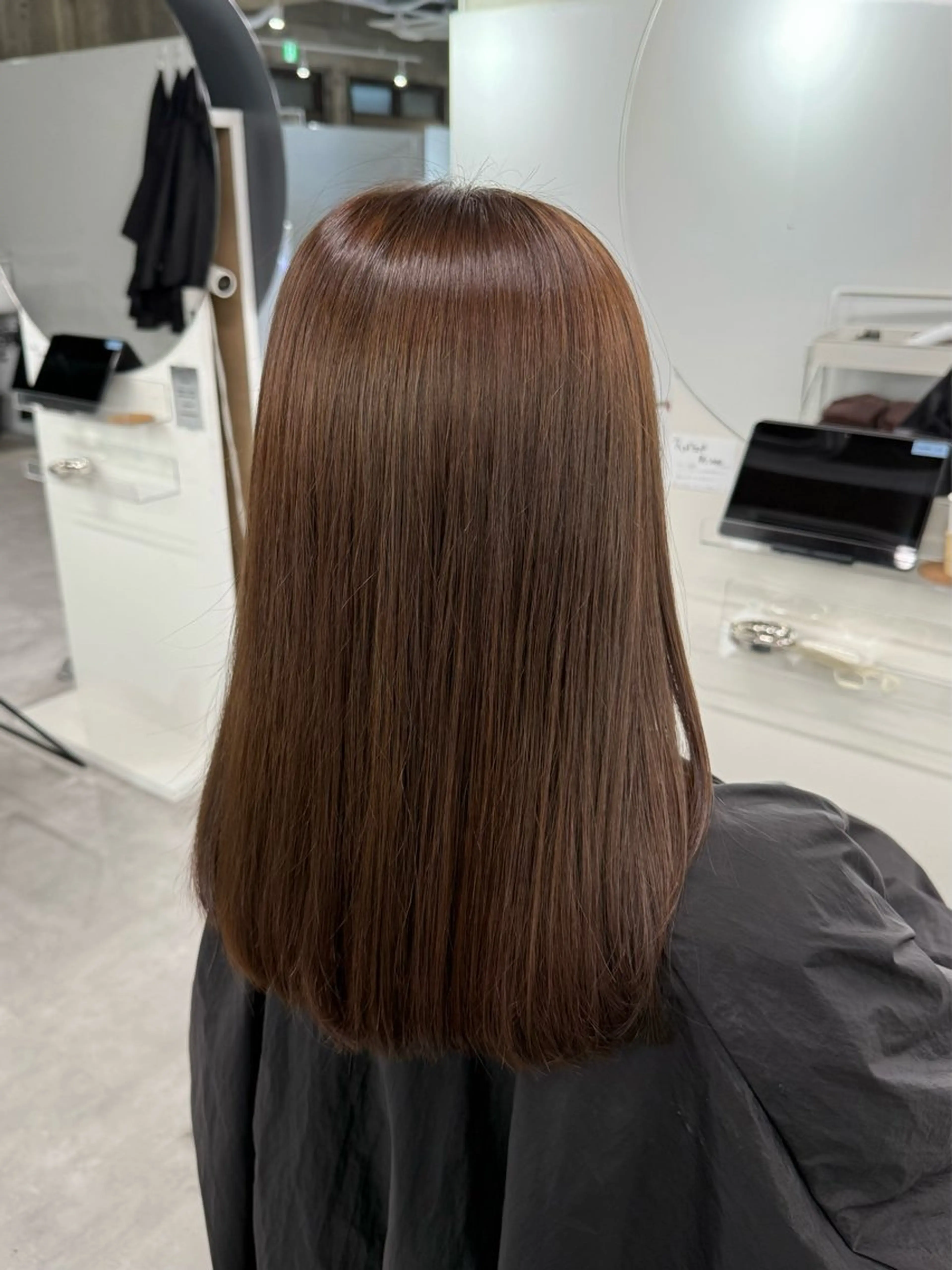 セミロング カラー ヘアカラー トリートメント yuuna ✮ レイヤーカットのヘアスタイル