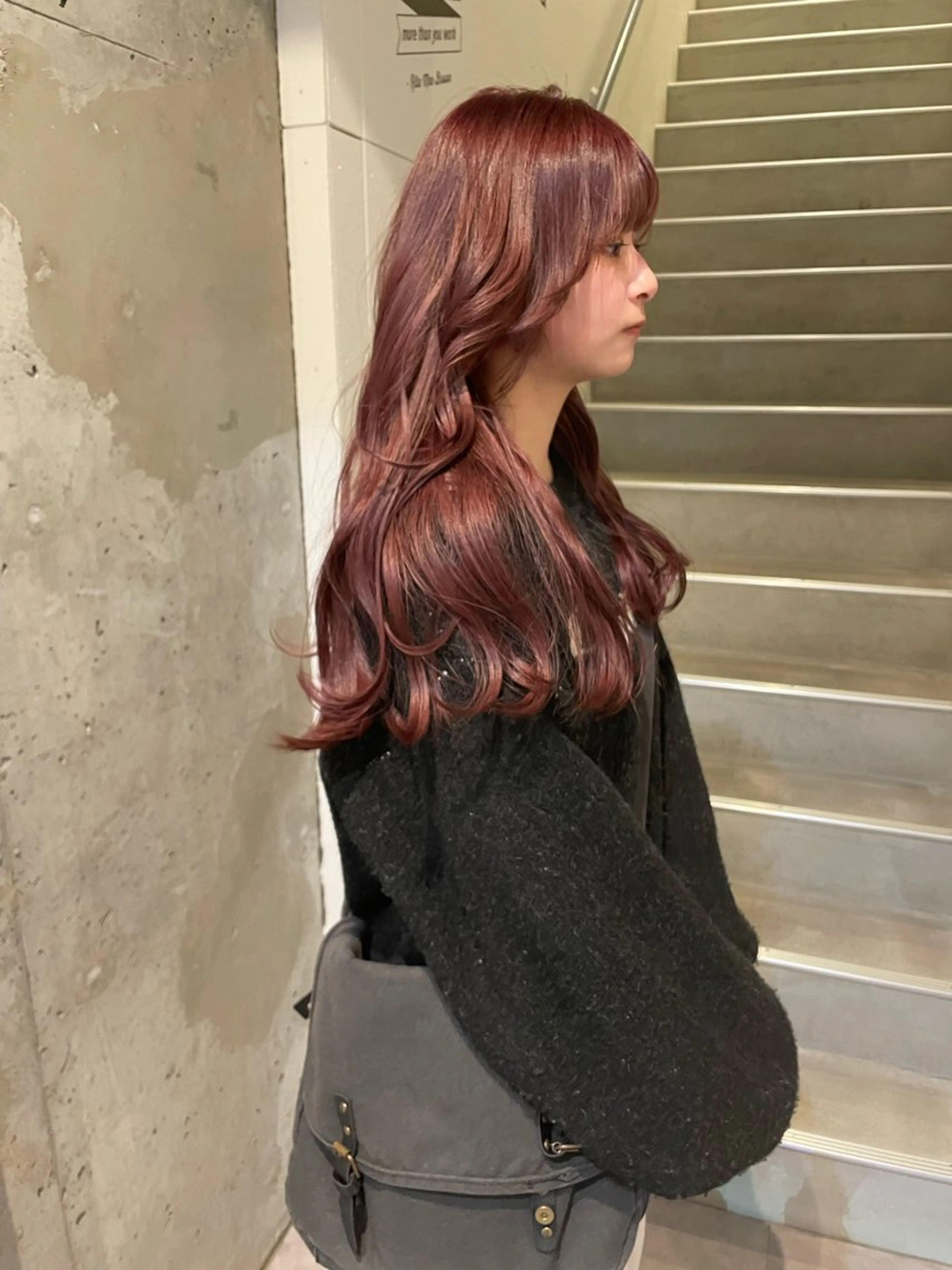 ロング カラー ブリーチ レッドカラー A/LEE所属・久保田 千尋のヘアスタイル