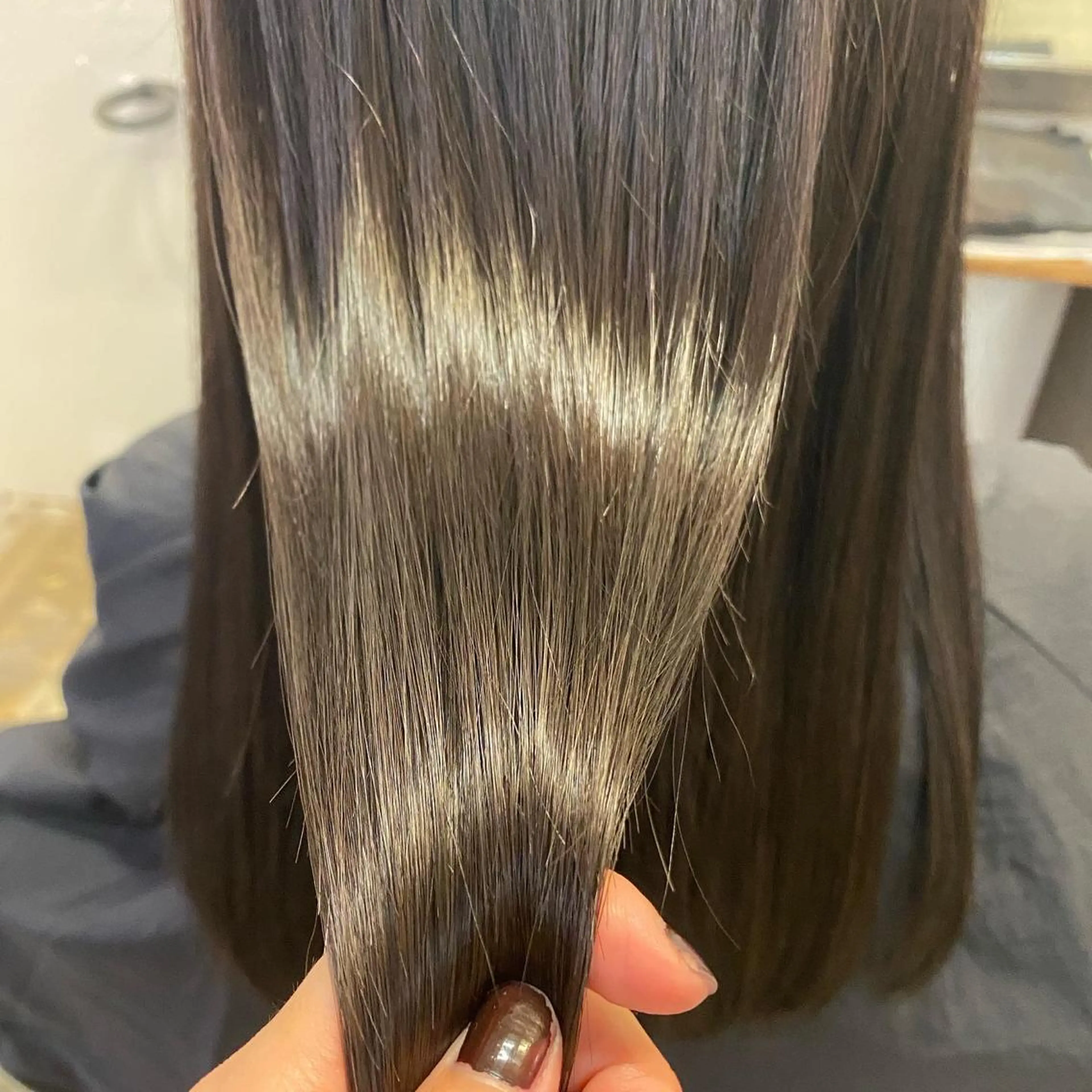 ▫️10代〜30代の方限定▫️縮毛矯正(リタッチも可◎)+トリートメント※注意事項ご確認ください。の写真