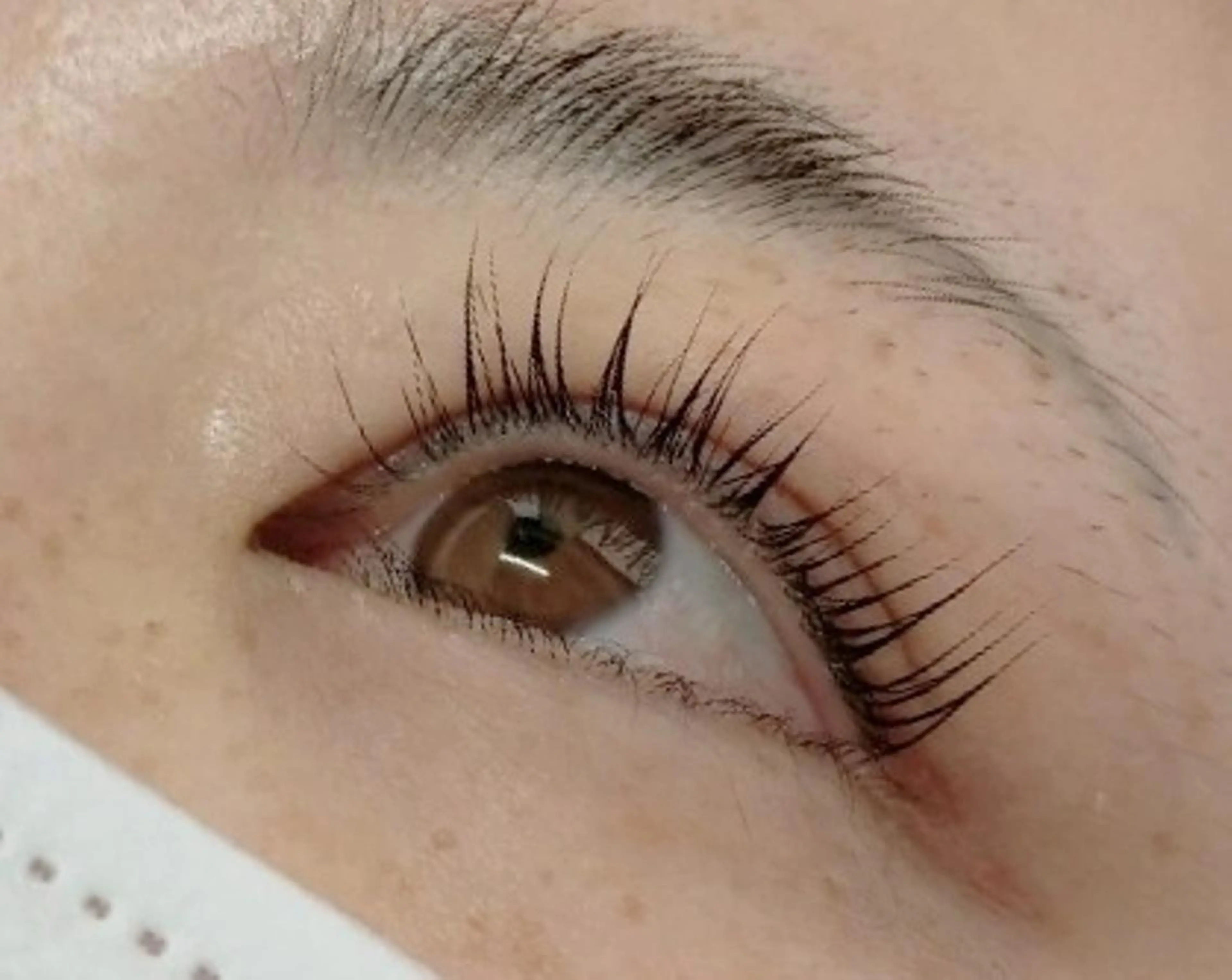 マツエク・マツパ パリジェンヌラッシュリフト MAQUIA香椎店  野口のマツエク・マツパデザイン