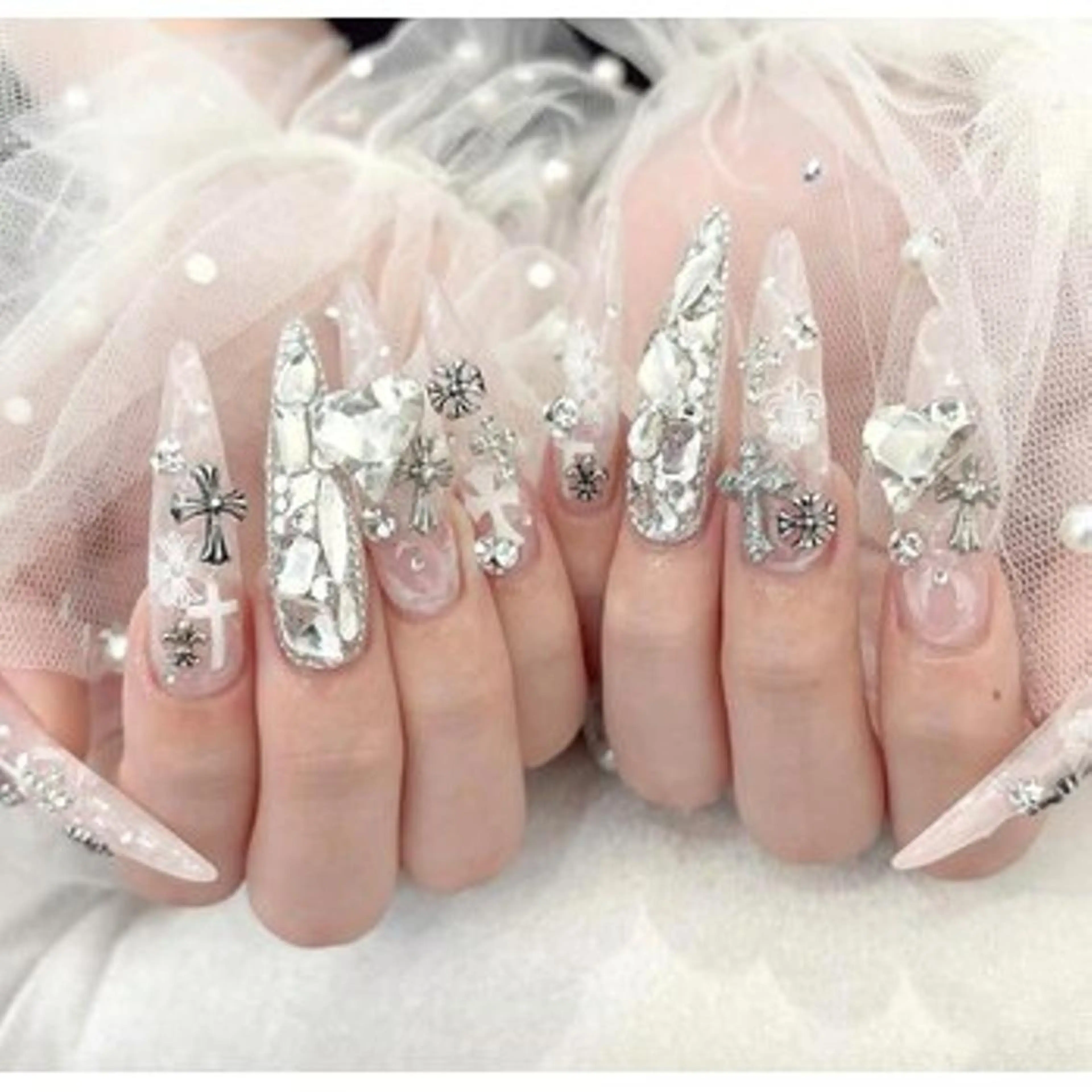 カラー ベージュカラー グラデーションカラー ピンクカラー ハンドネイル Bling Salonのネイルデザイン