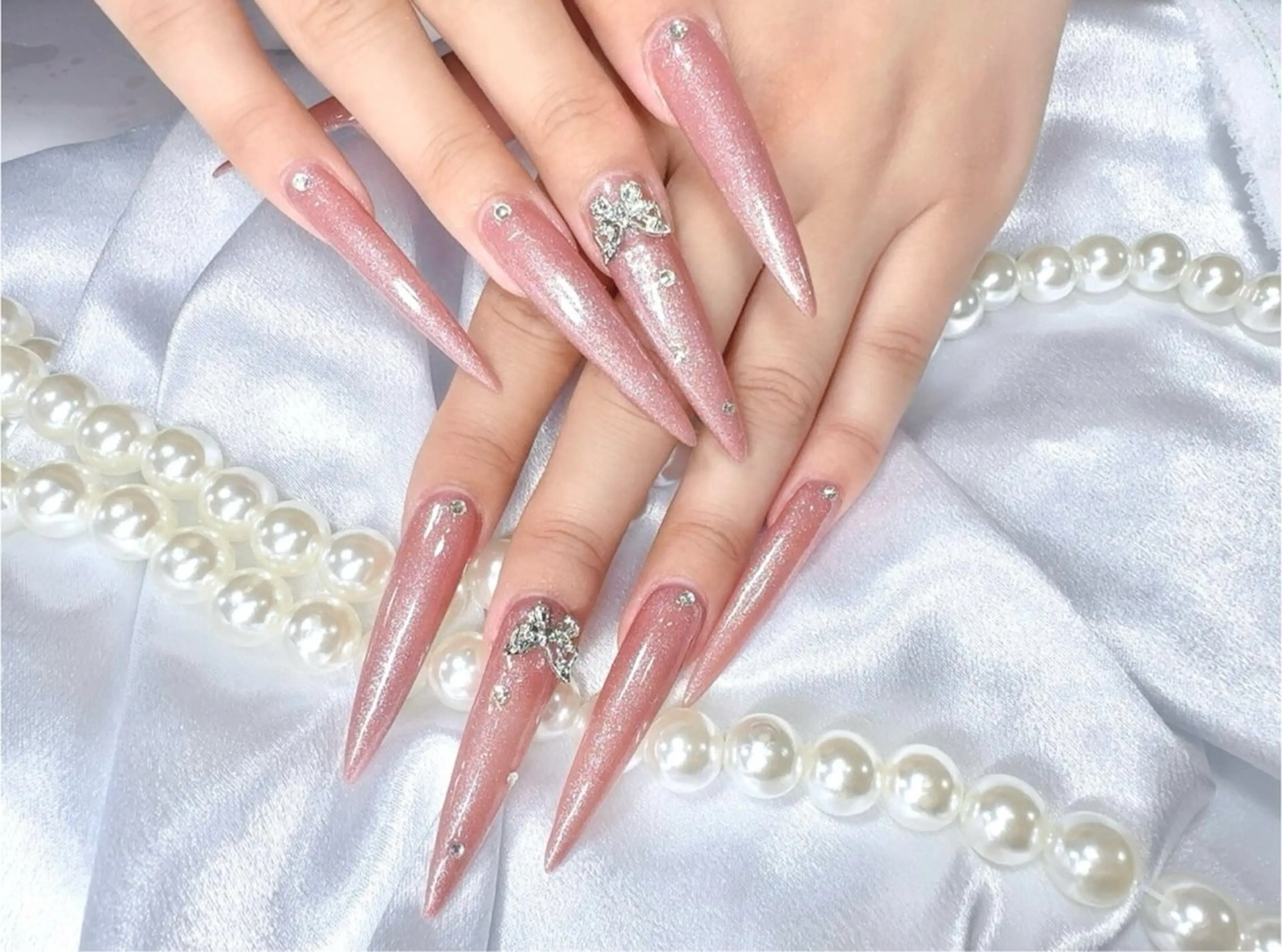 ネイル アートネイル チークネイル 長さ出し フラワーネイル フットネイル YK 美学院のネイルデザイン