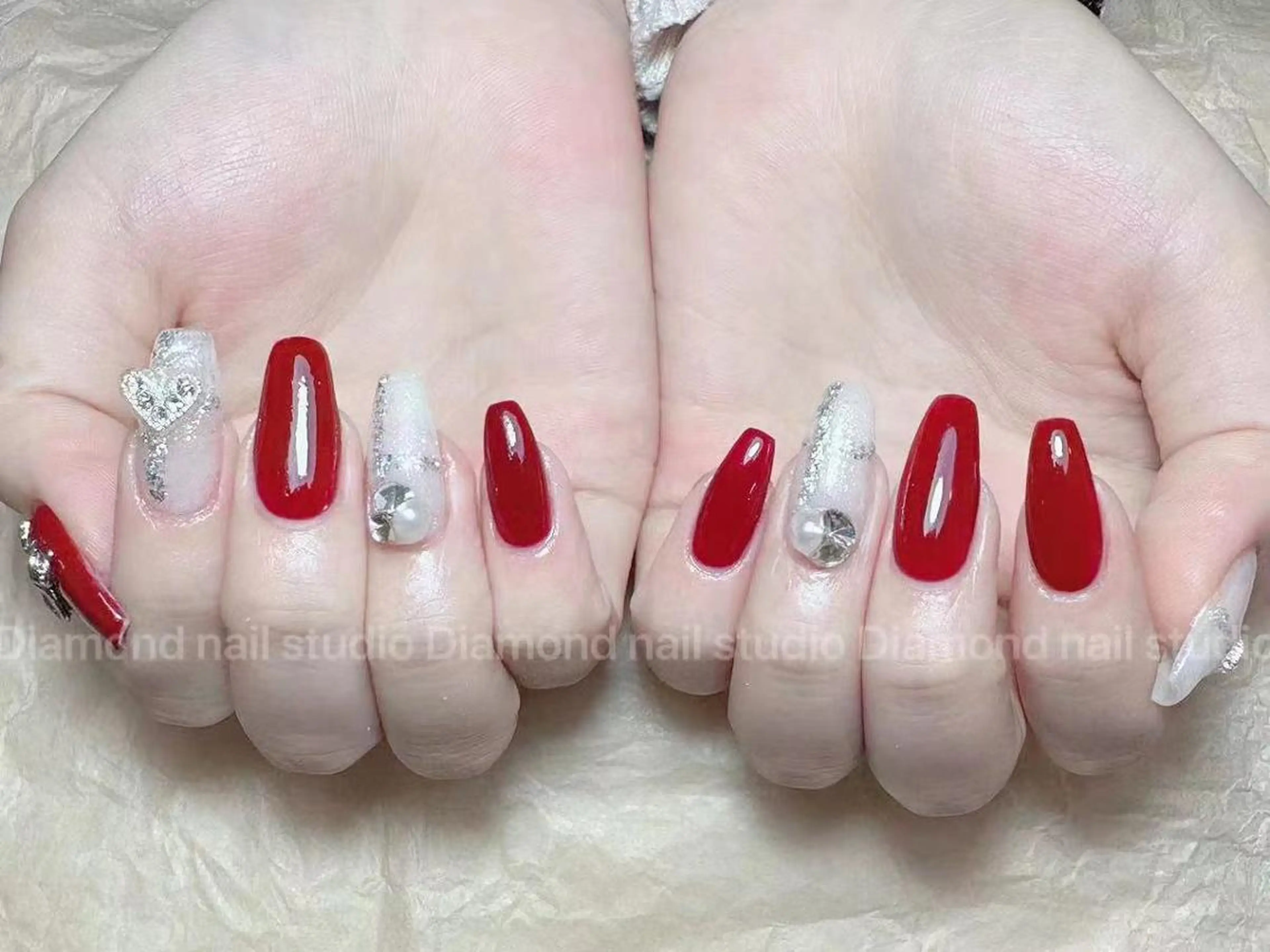 12月⭐️オフ無料⭐️チップ+ジェル長さ出し☆持ち込みデザイン★アート6本まで★の写真