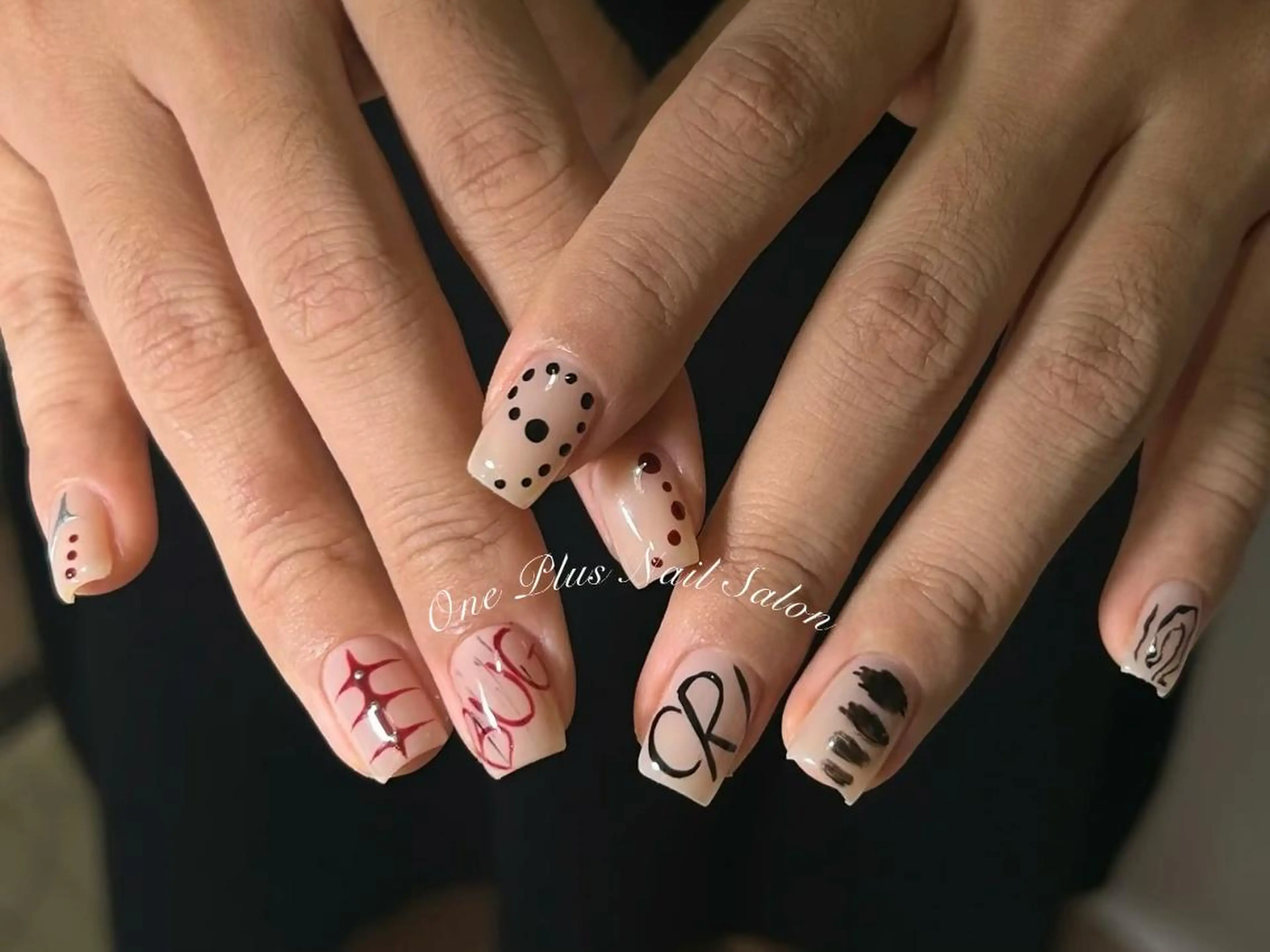 ネイル ボルドー フレンチネイル ガーリー 韓国ネイル ワンホンネイル ハンドネイル One Plus キキのネイルデザイン
