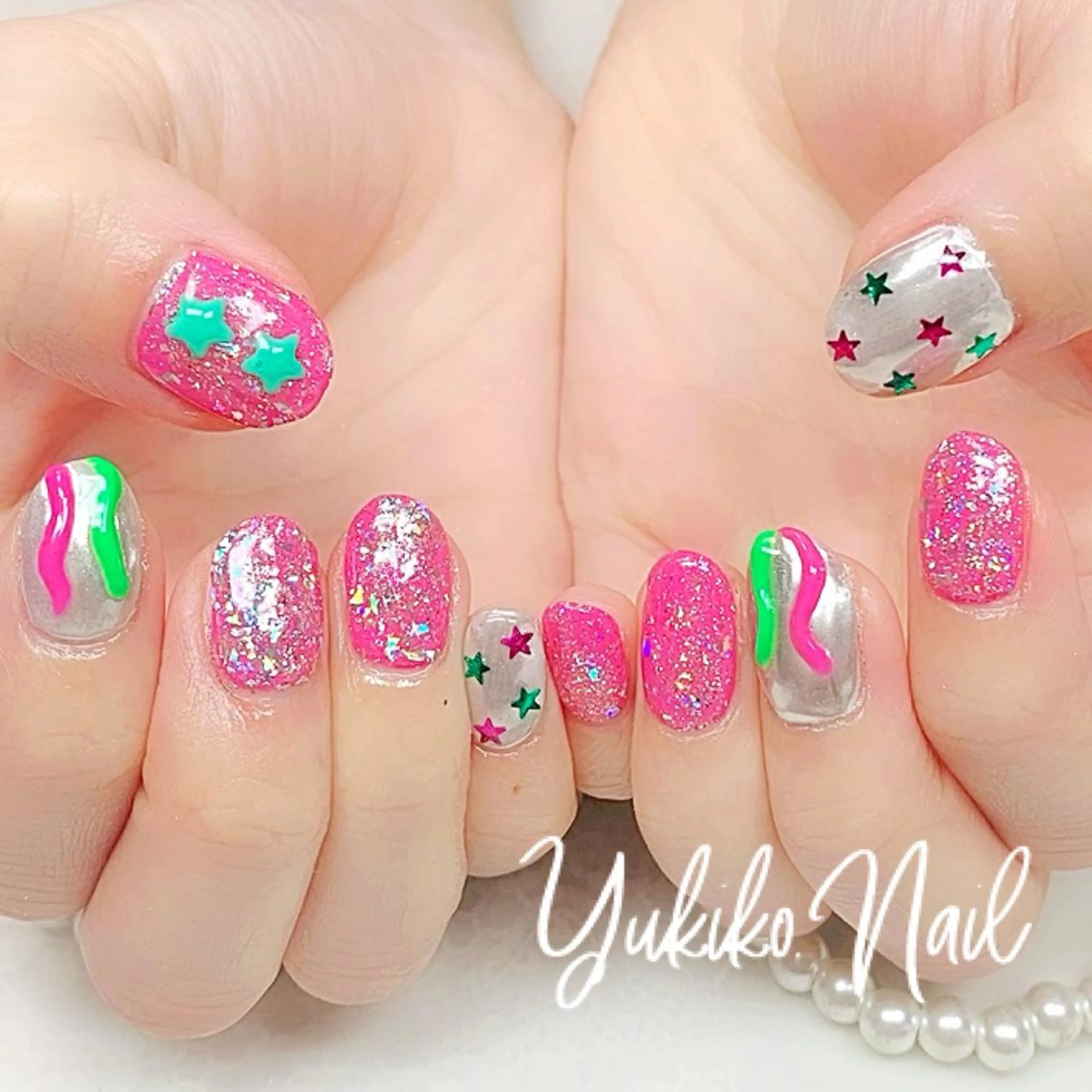 ネイル アートネイル キラキラネイル 持ち込み ハンドネイル ユキコ ネイルのネイルデザイン