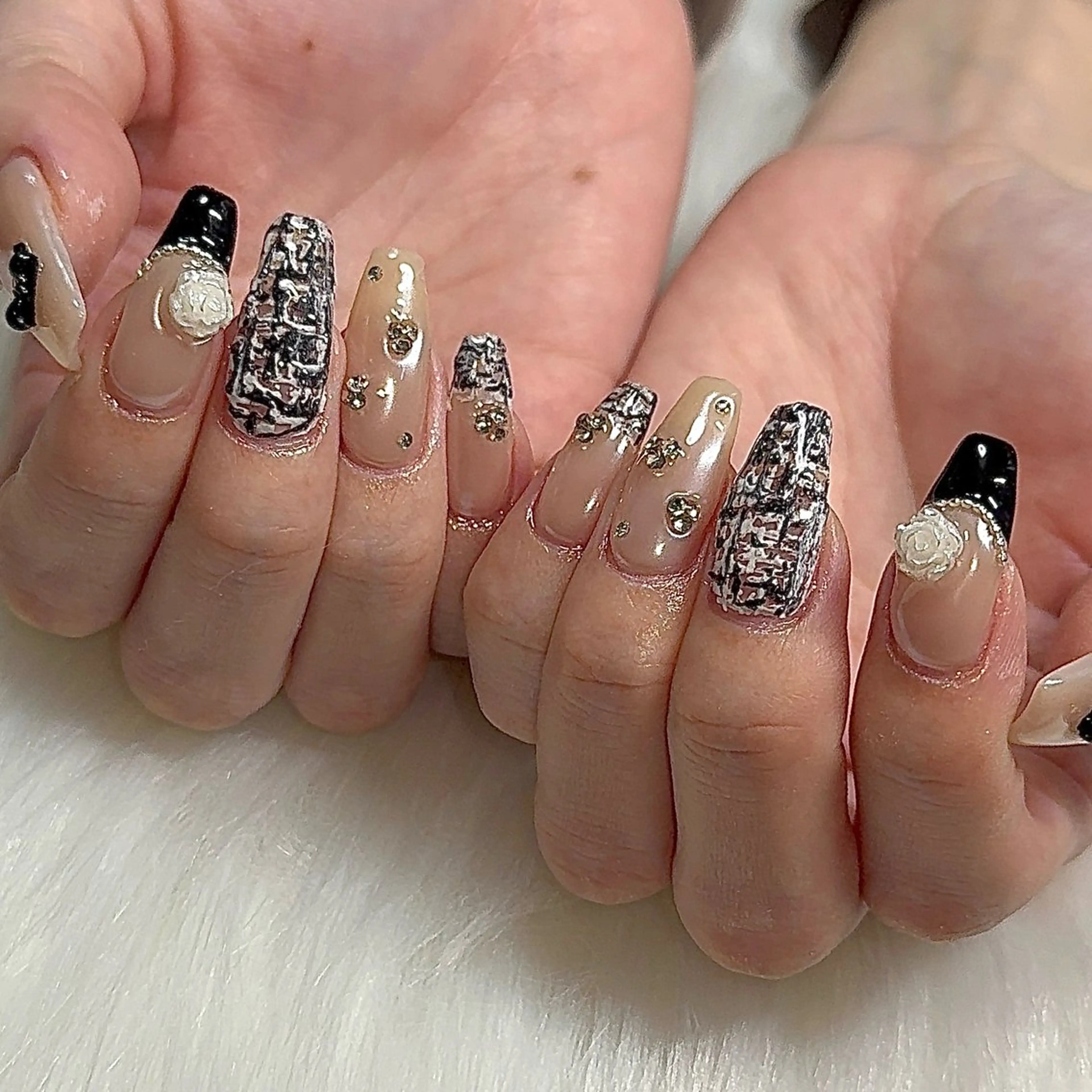 ネイル ハンドネイル 黒川 実祐のネイルデザイン