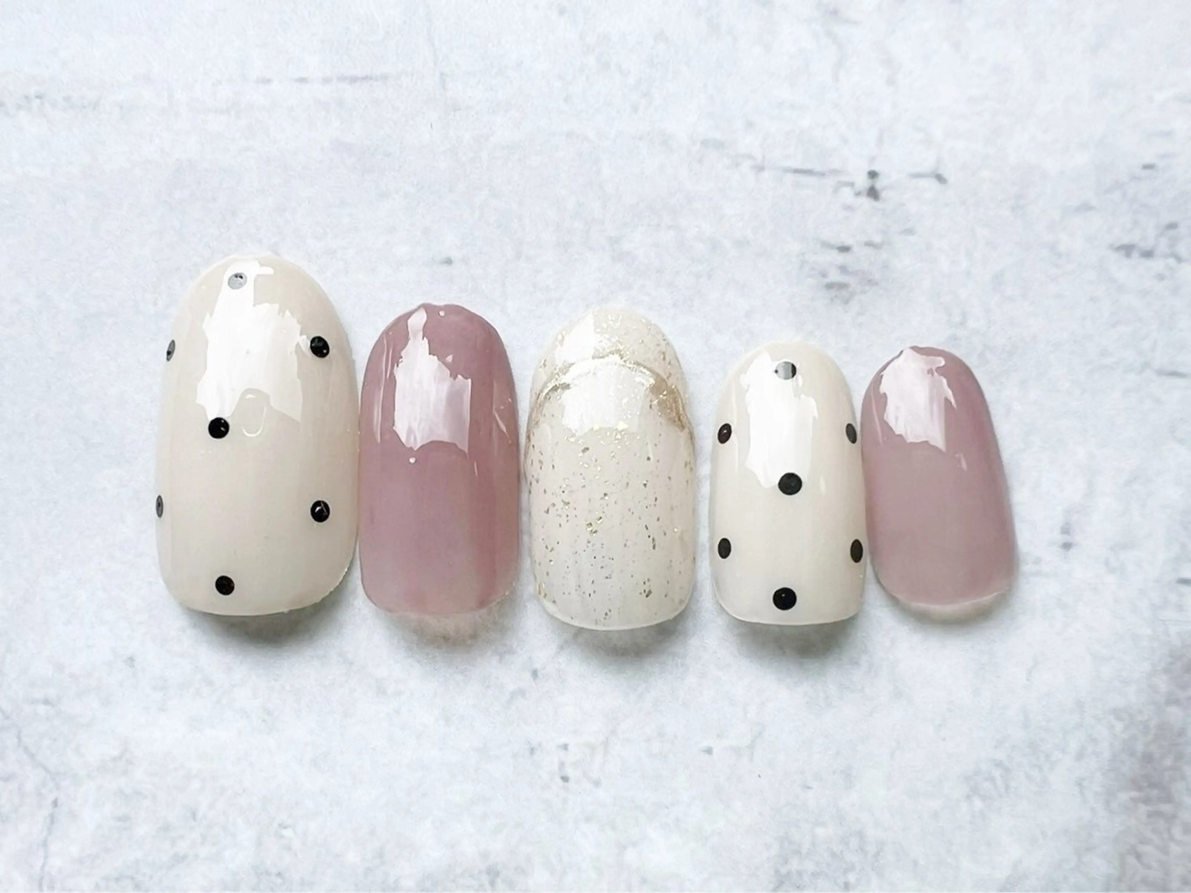 ネイル ハンドネイル LisBlanc ATSUKOのネイルデザイン