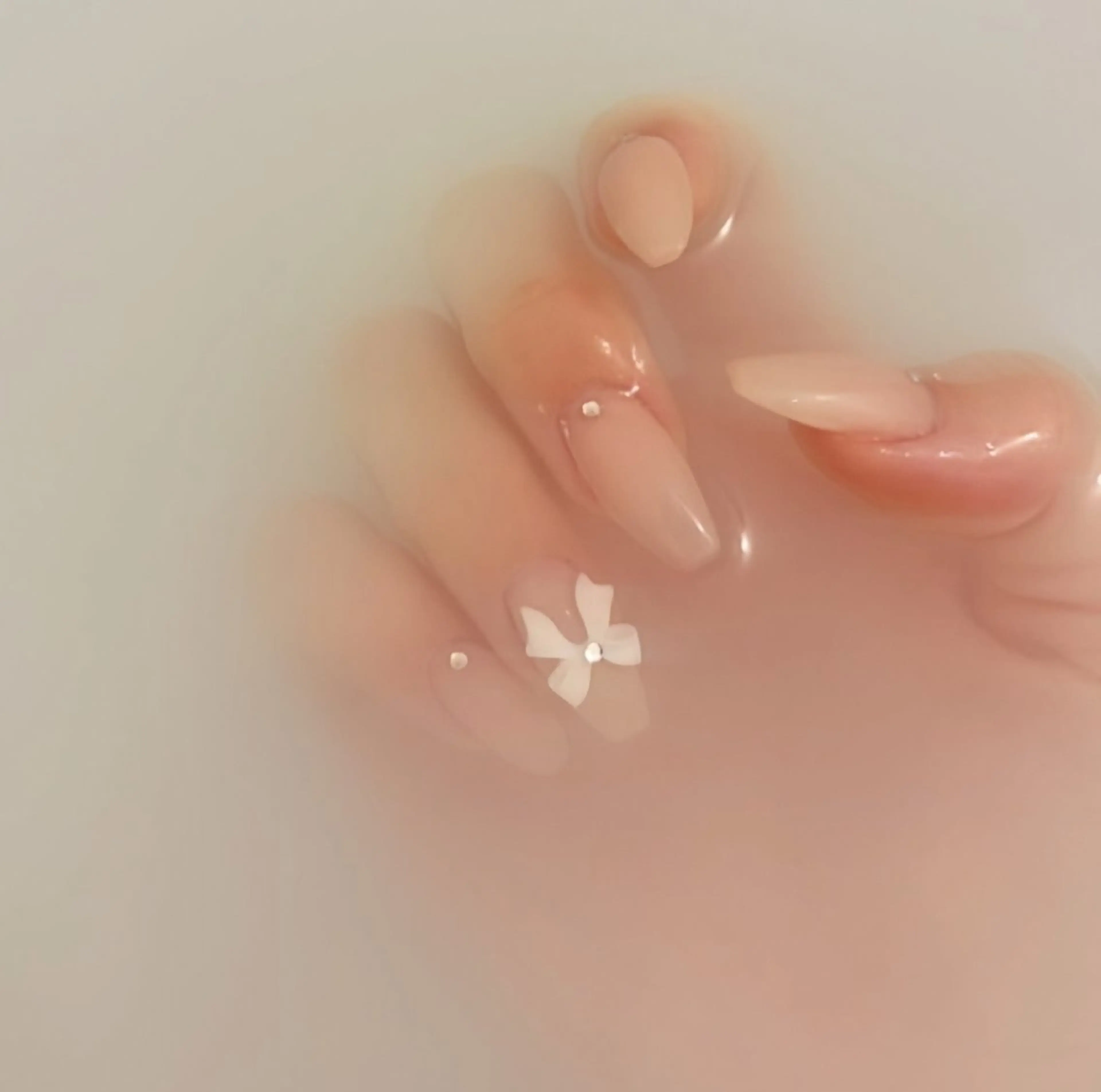 ネイル ハンドネイル 8appy ARTstudioのネイルデザイン