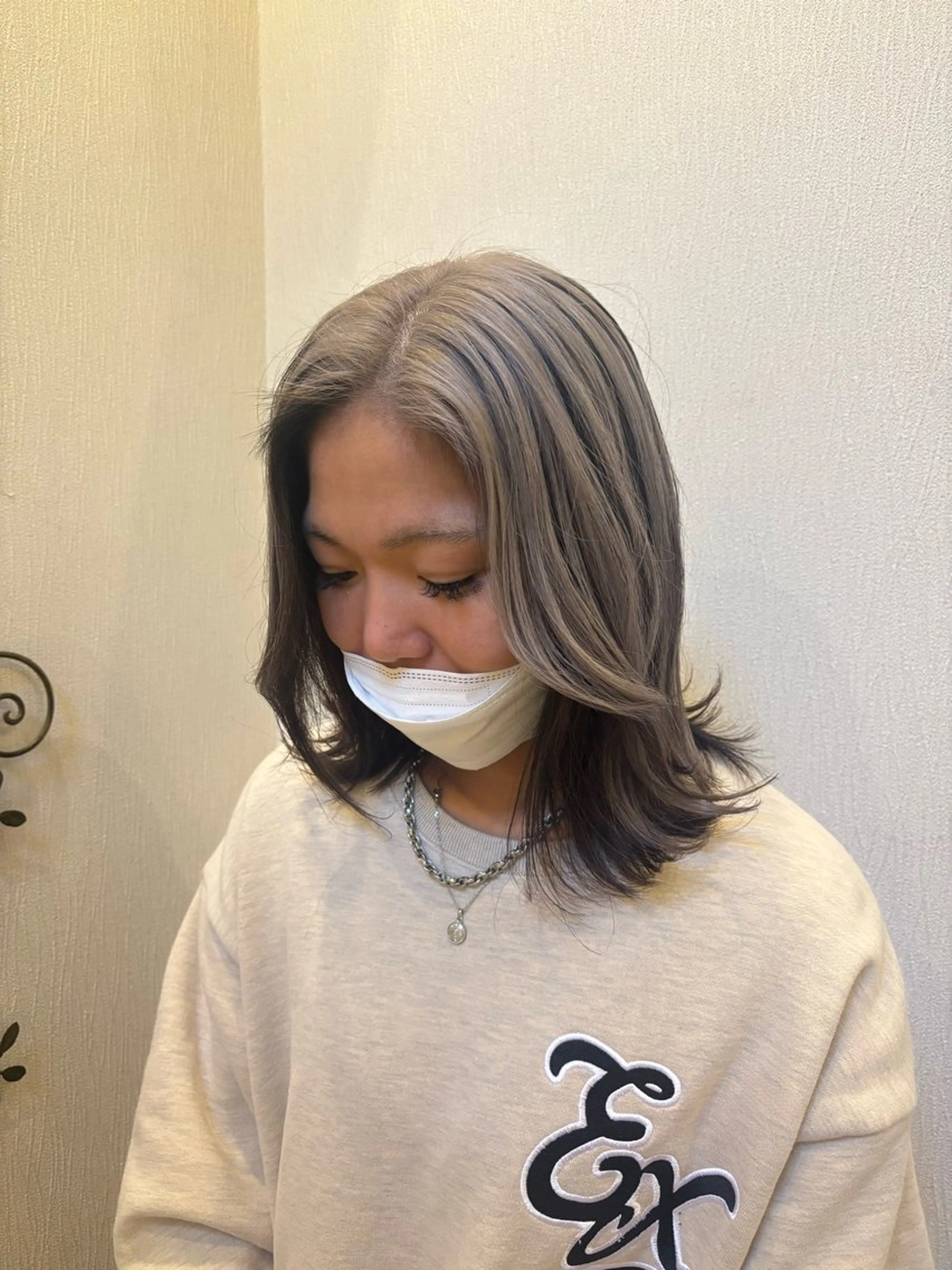 ミディアム 透明感/ダブル カラー🧸こころのヘアスタイル