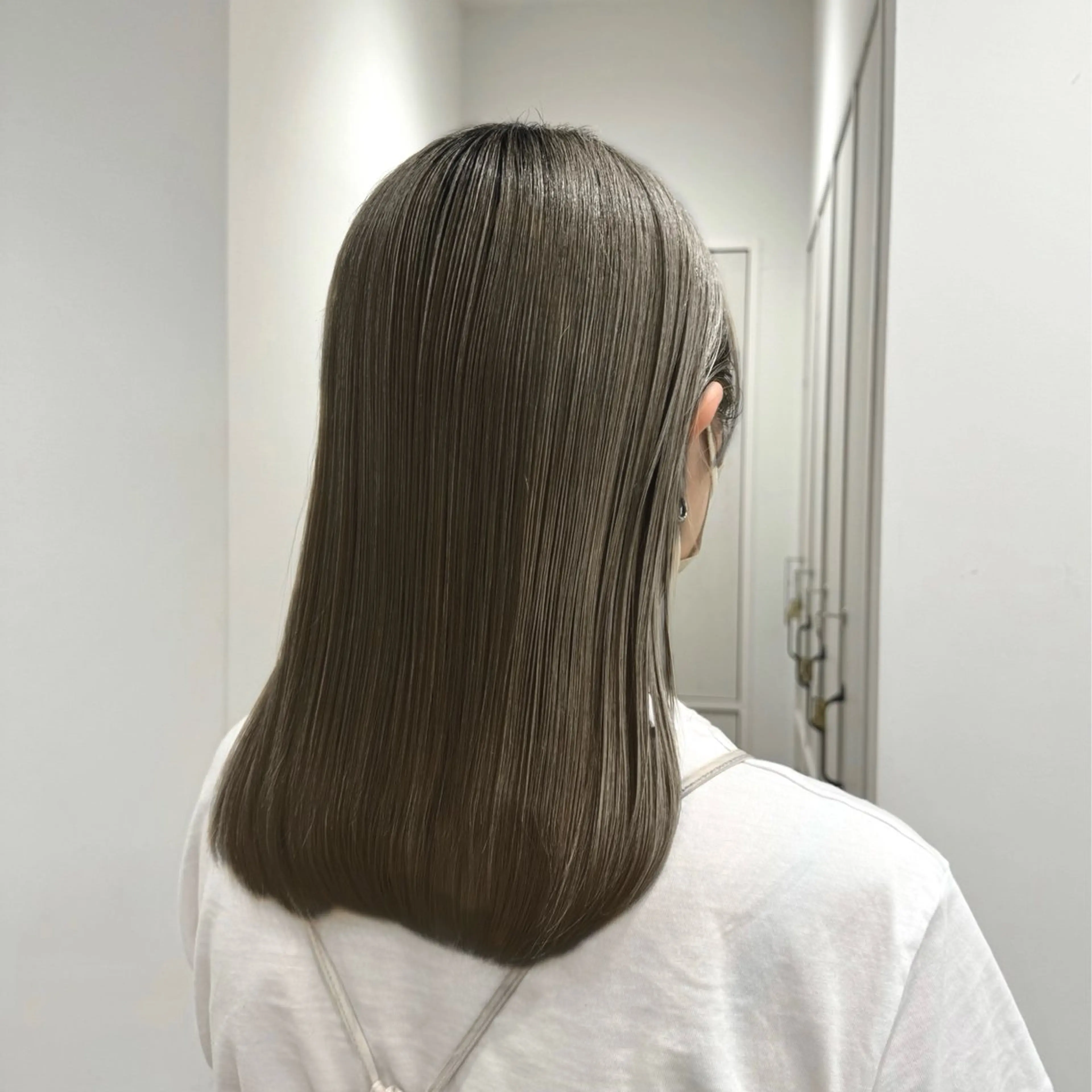 ミディアム カラー 🤍りな/透明感 似合わせカット🤍のヘアスタイル