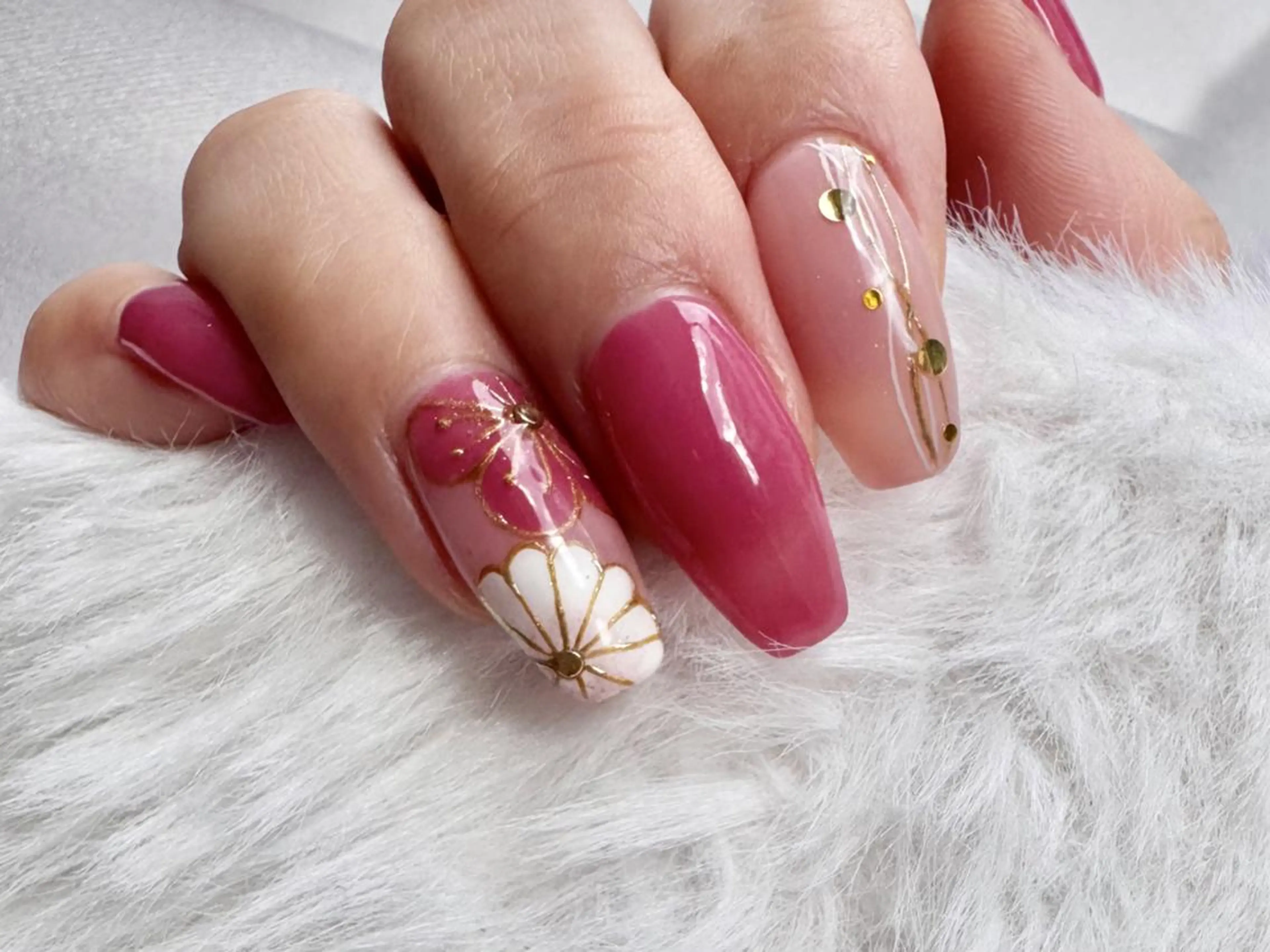 ネイル Myu博多店 かえでのネイルデザイン