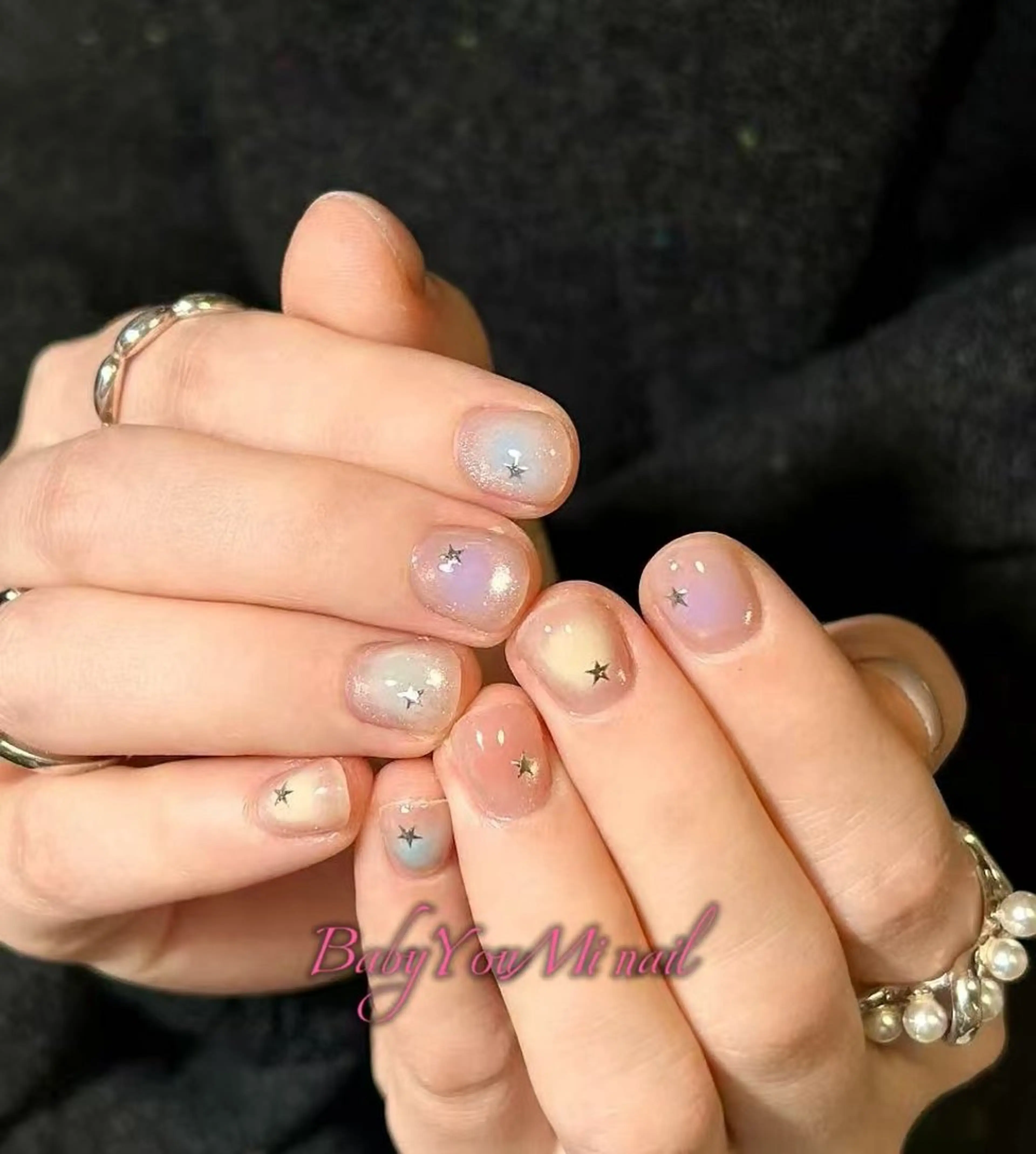 ネイル オーロラネイル フラワーネイル フットネイル フレンチネイル ジェルネイル ハンドネイル BabyYouMi nailのネイルデザイン