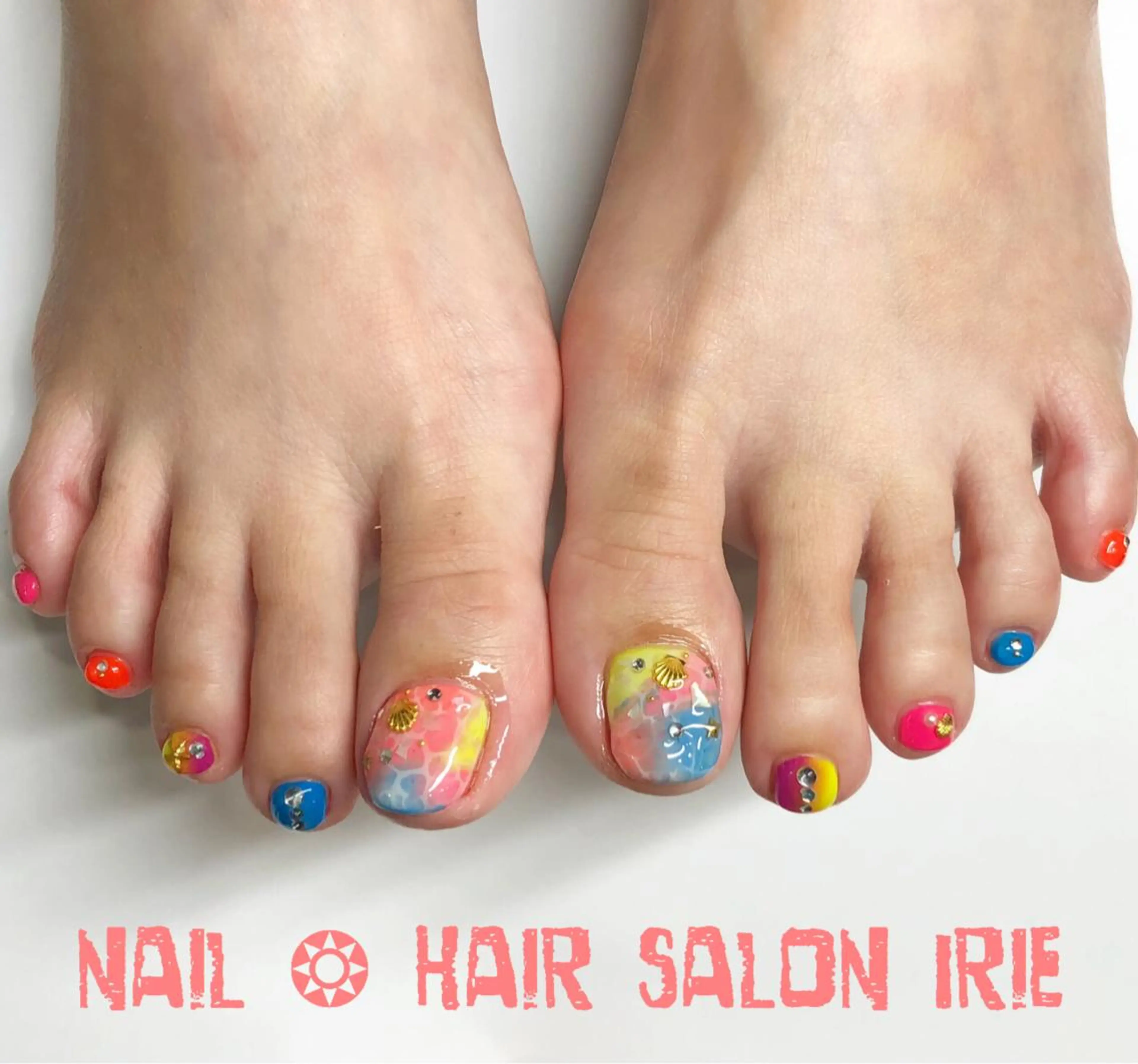 ネイル 持ち込み Hair salon Irie所属・與儀 知佳のネイルデザイン