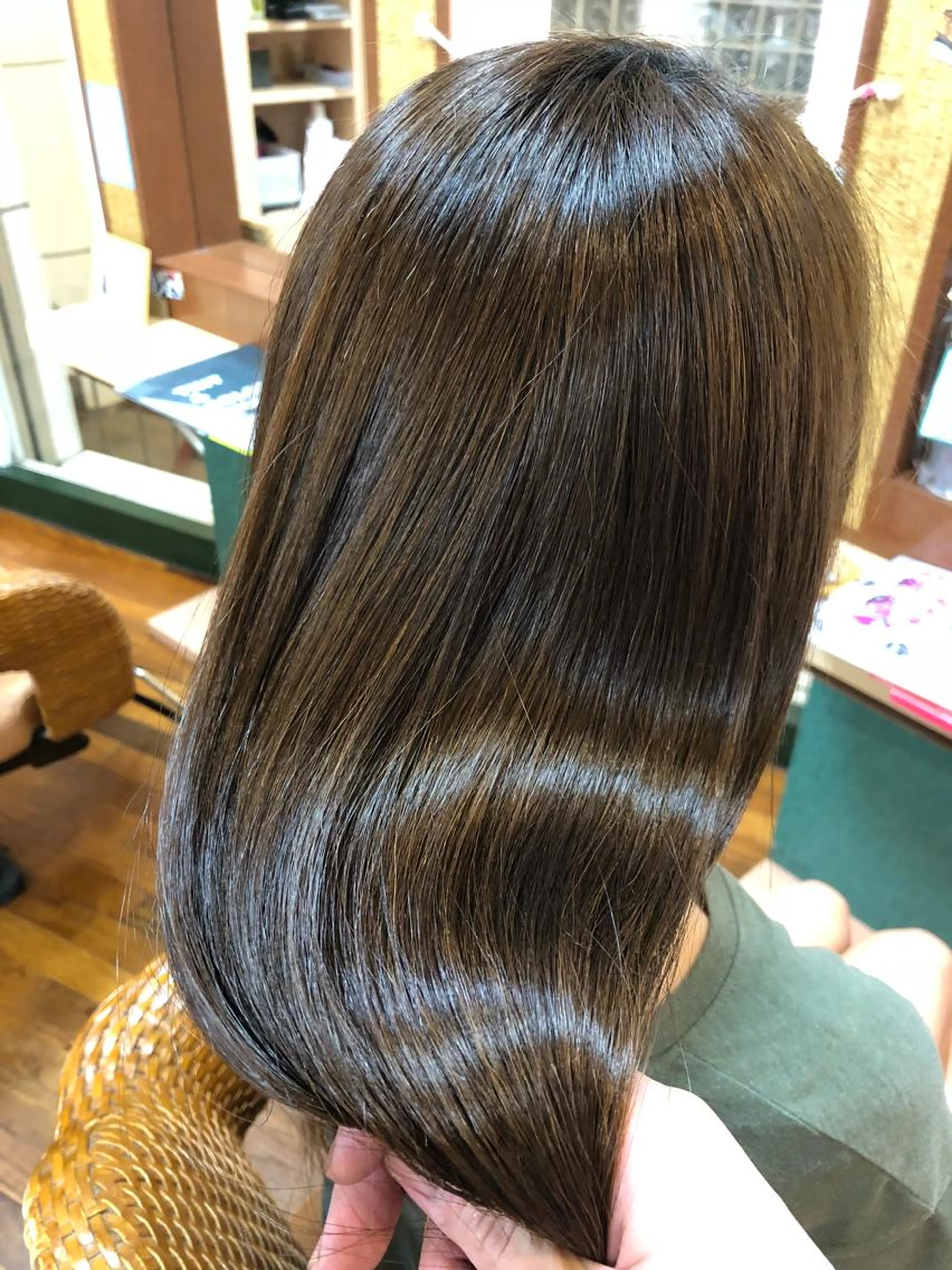 【髪質改善】✨前髪カット+ケアカラー+トリートメント✨の写真