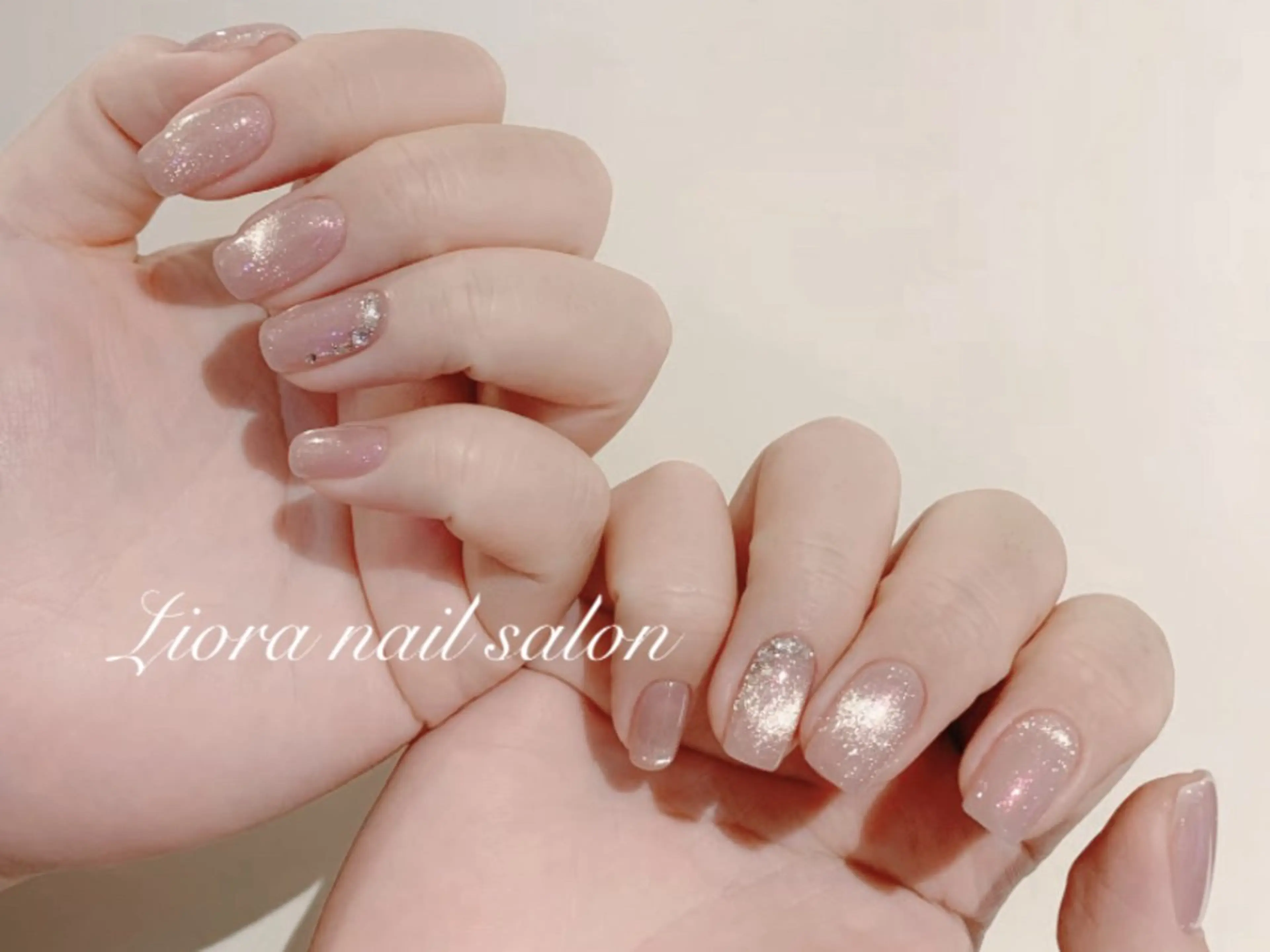 ネイル フレンチネイル ジェルネイル ガーリー グラデーション キラキラネイル ハンドネイル Liora nail 1のネイルデザイン