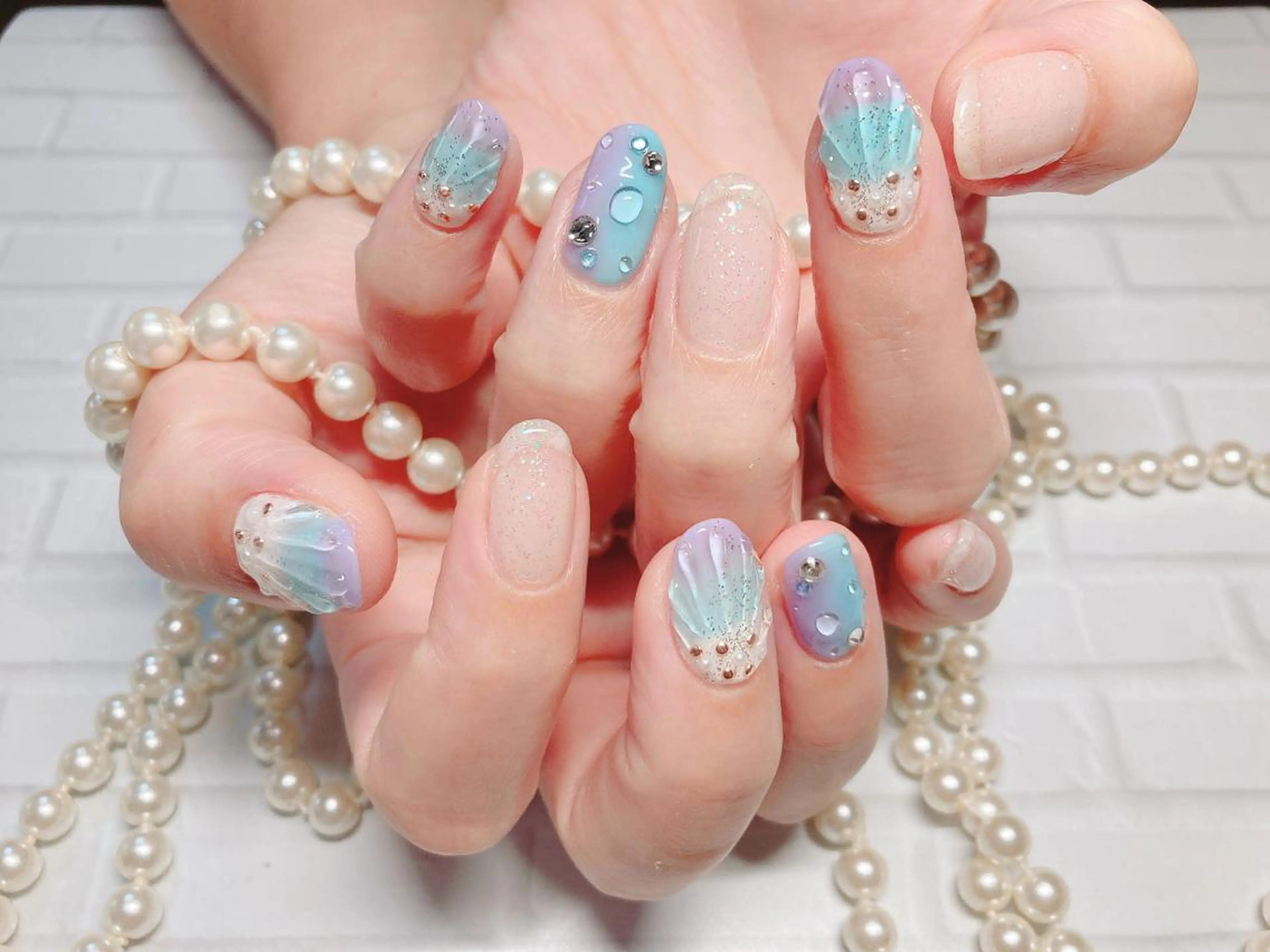 ネイル ハンドネイル ハンドケア ネイルサロン HARRYS所属・ネイル･脱毛サロン HARRYSのエステ・リラクイメージ