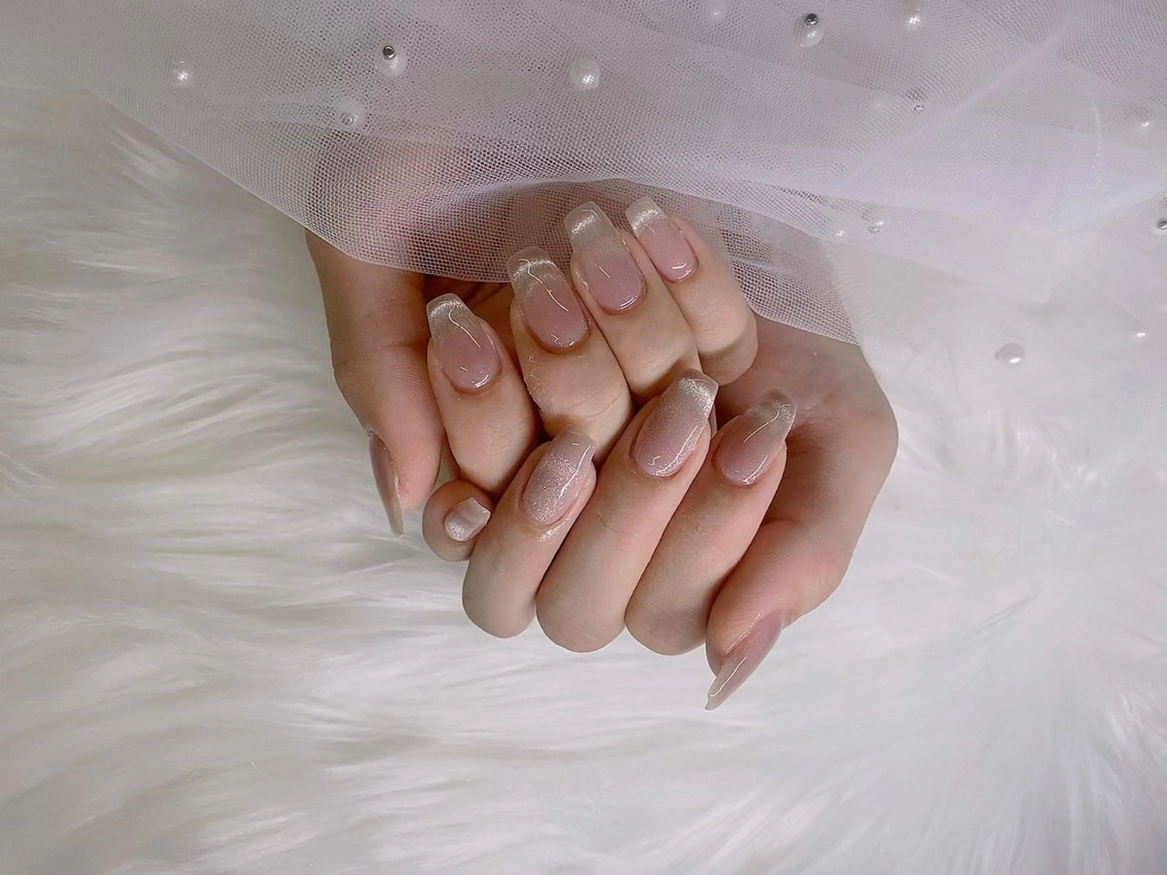 ネイル 長さ出し ジェルネイル 氷ネイル・うるうるネイル 韓国ネイル マグネットネイル ハンドネイル ETERNA Nail 銀座店【パラジェル/フィルイン/チップ長さだし/マグネット/ニュアンス】所属・ア カリのネイルデザイン