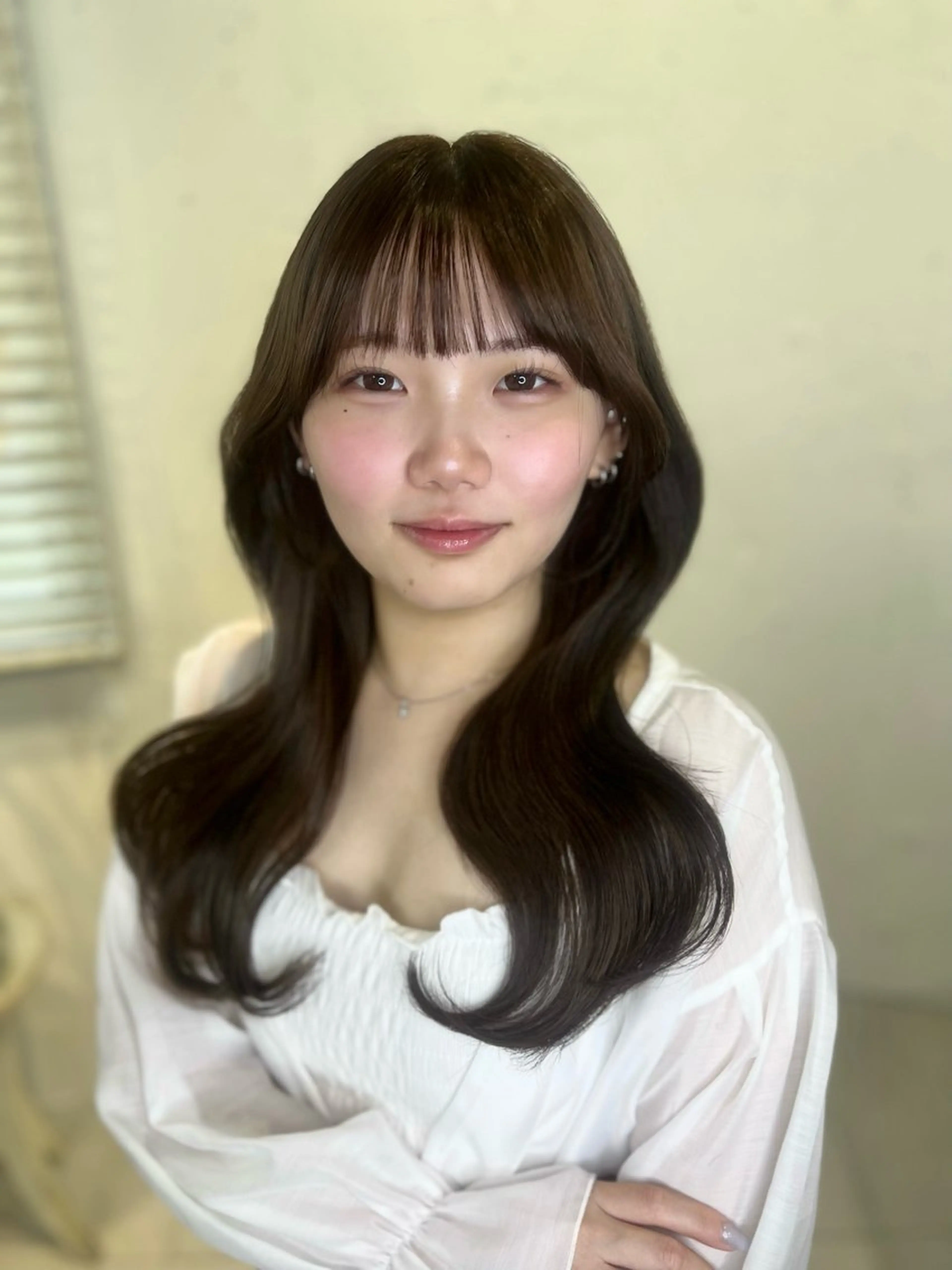 ロング レイヤーカット 韓国風顔まわり/ベー ジュ/マツエク♡美咲のヘアスタイル