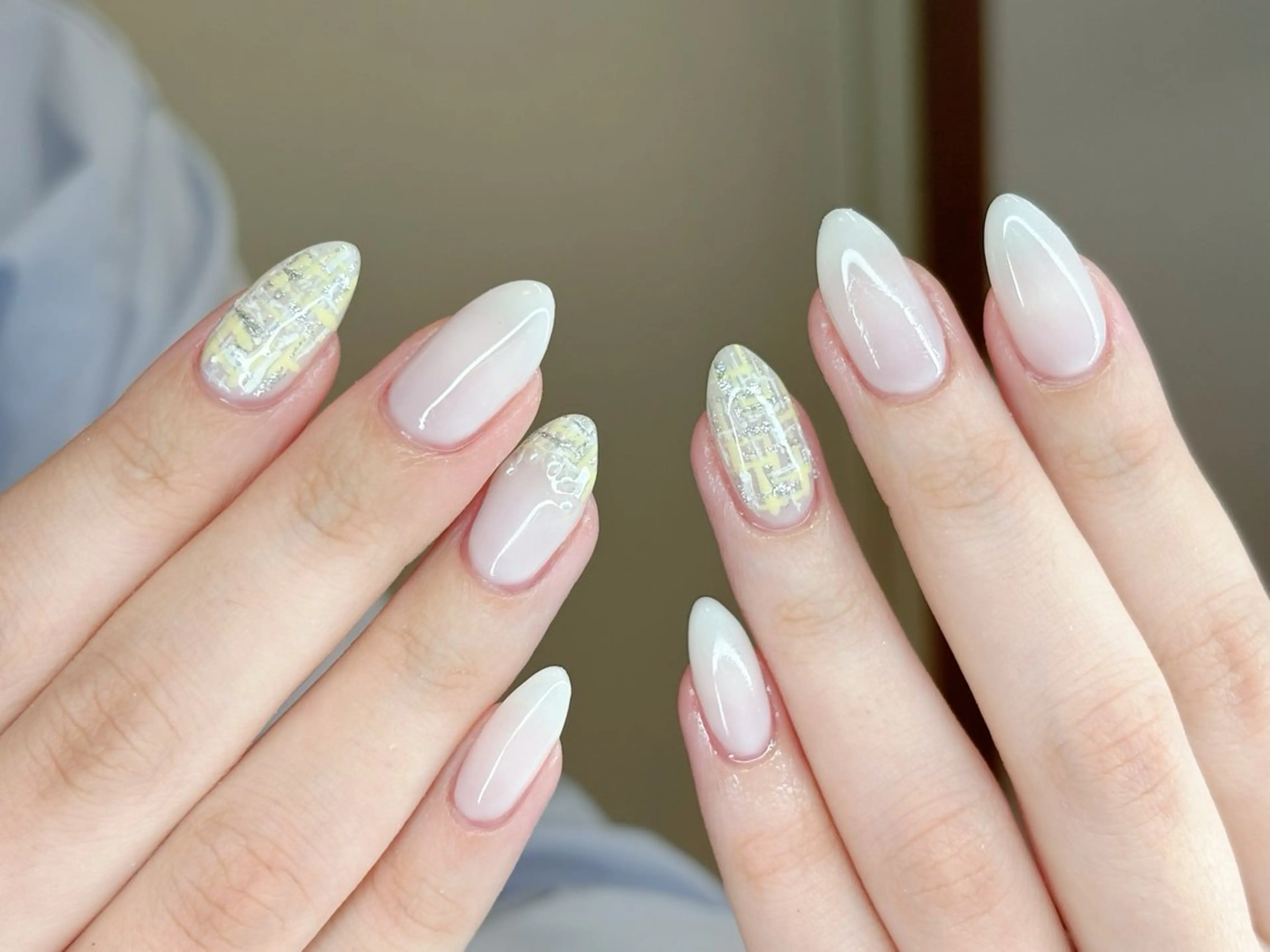 ネイル オーロラネイル ブルー チークネイル フットネイル フレンチネイル NAILS168 大家店のネイルデザイン