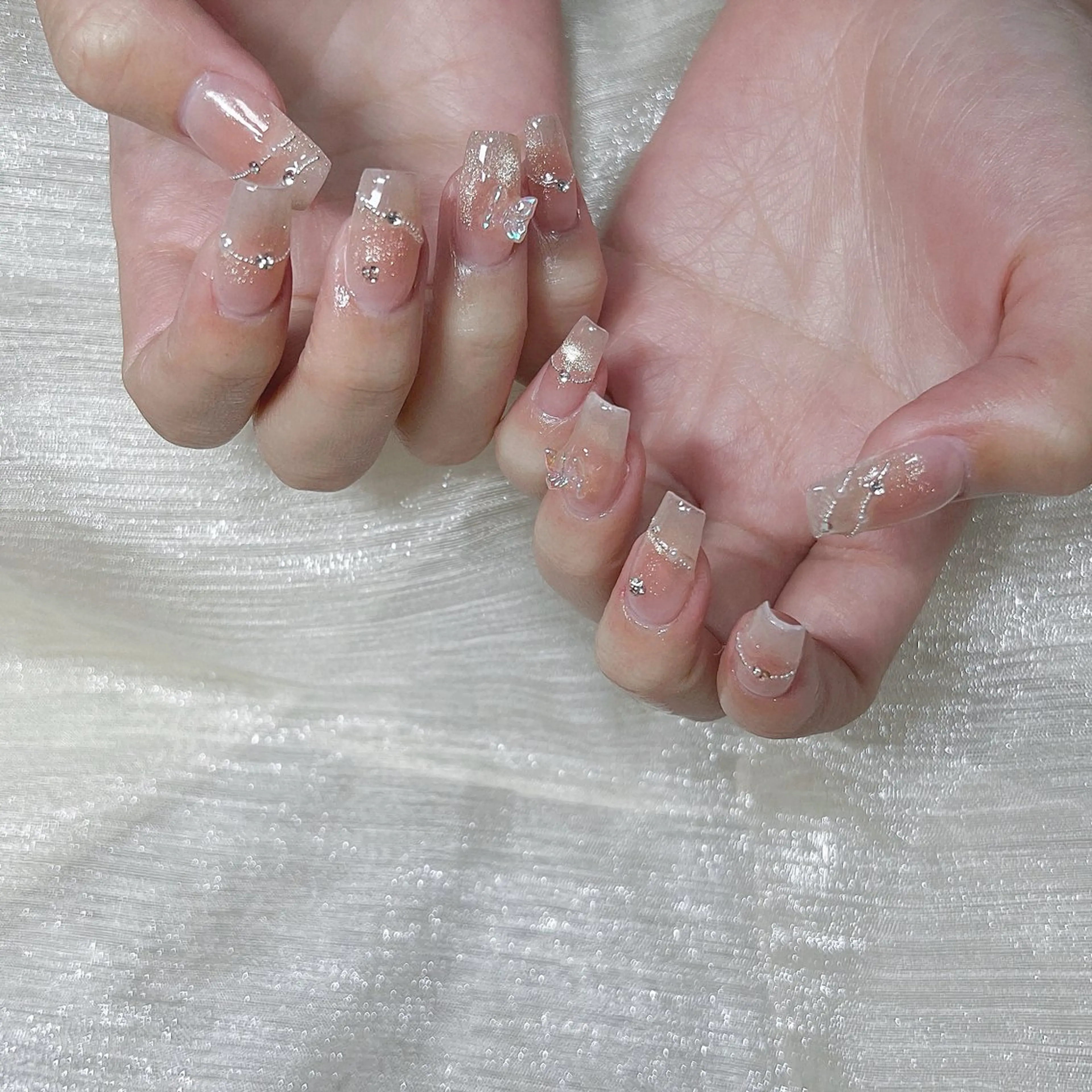 ネイル ハンドネイル KURE ISAKIのネイルデザイン