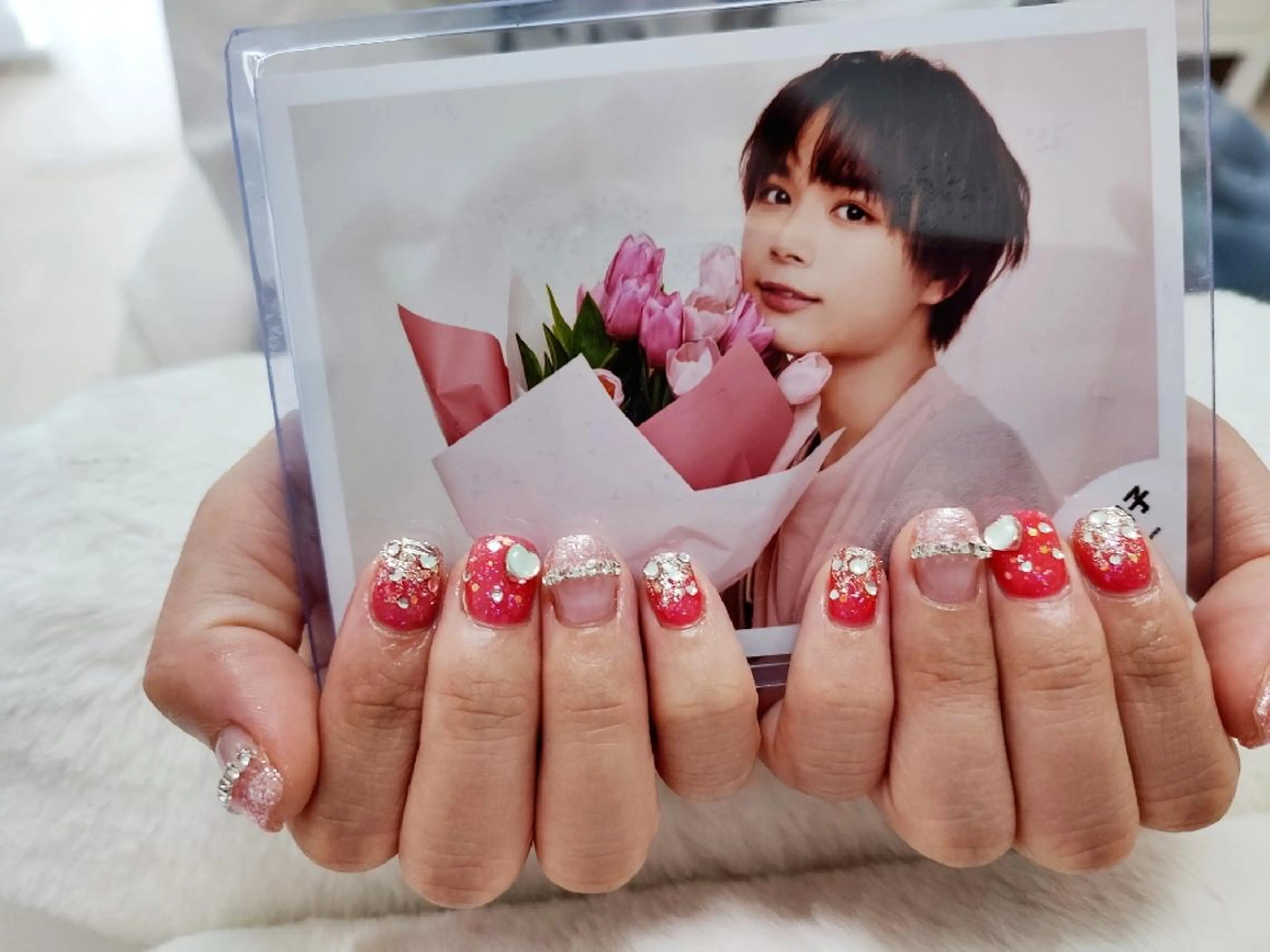 ロング ネイル ハンドネイル RUNWAY 　　の眉毛・アイブロウイメージ