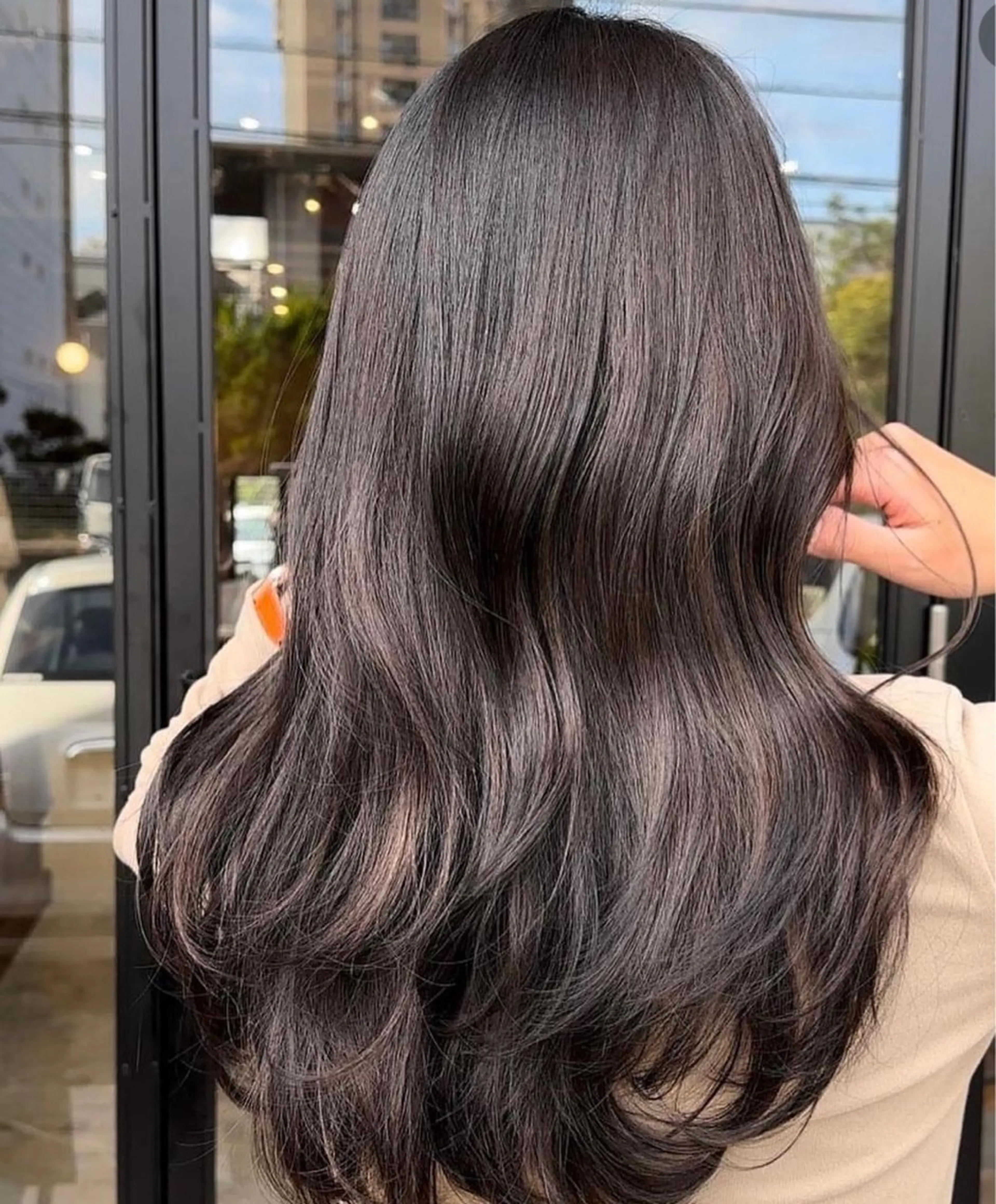 ロング ヘアカラー トリートメント 顔周り\エクステ\ 透明感カラー\まりんのヘアスタイル