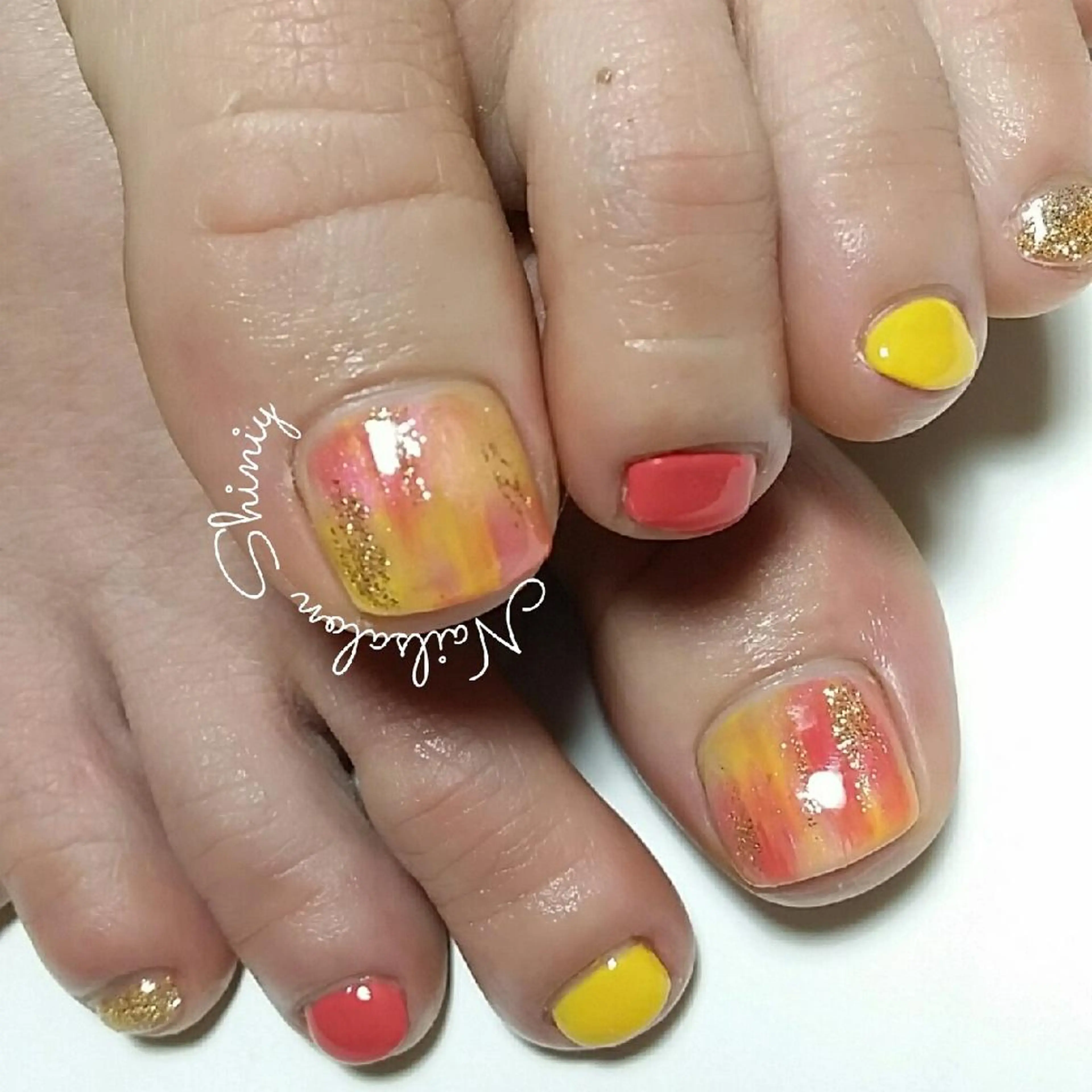 ネイル フットネイル ネイル＆脱毛サロン マキのネイルデザイン