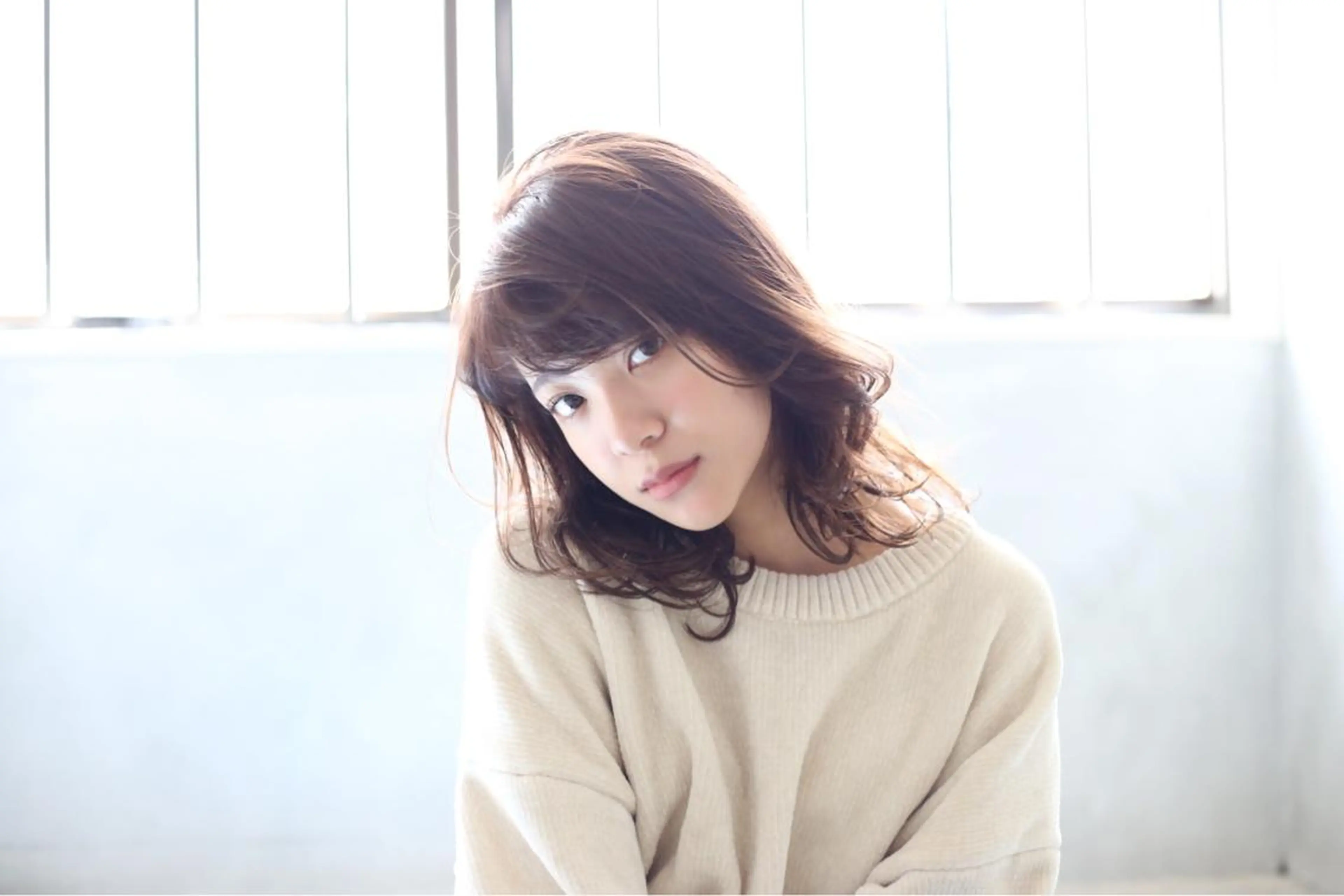 ミディアム パーマ SALOWIN 表参道所属・シンカ 表参道のヘアスタイル