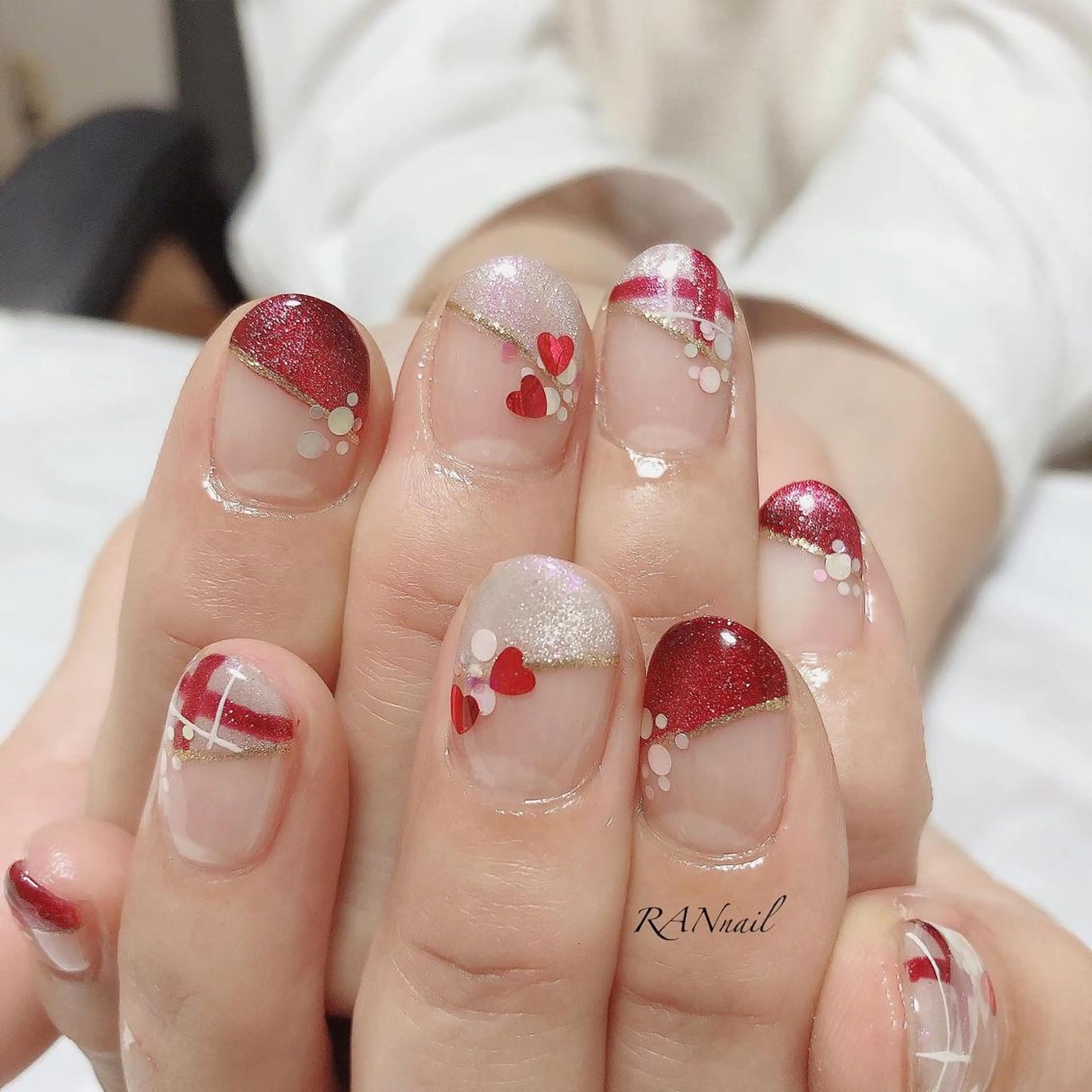 ネイル オーロラネイル フレンチネイル キラキラネイル ラメ(グリッター) マグネットネイル RAN nail 〜ランネイル〜所属・RAN nailのネイルデザイン