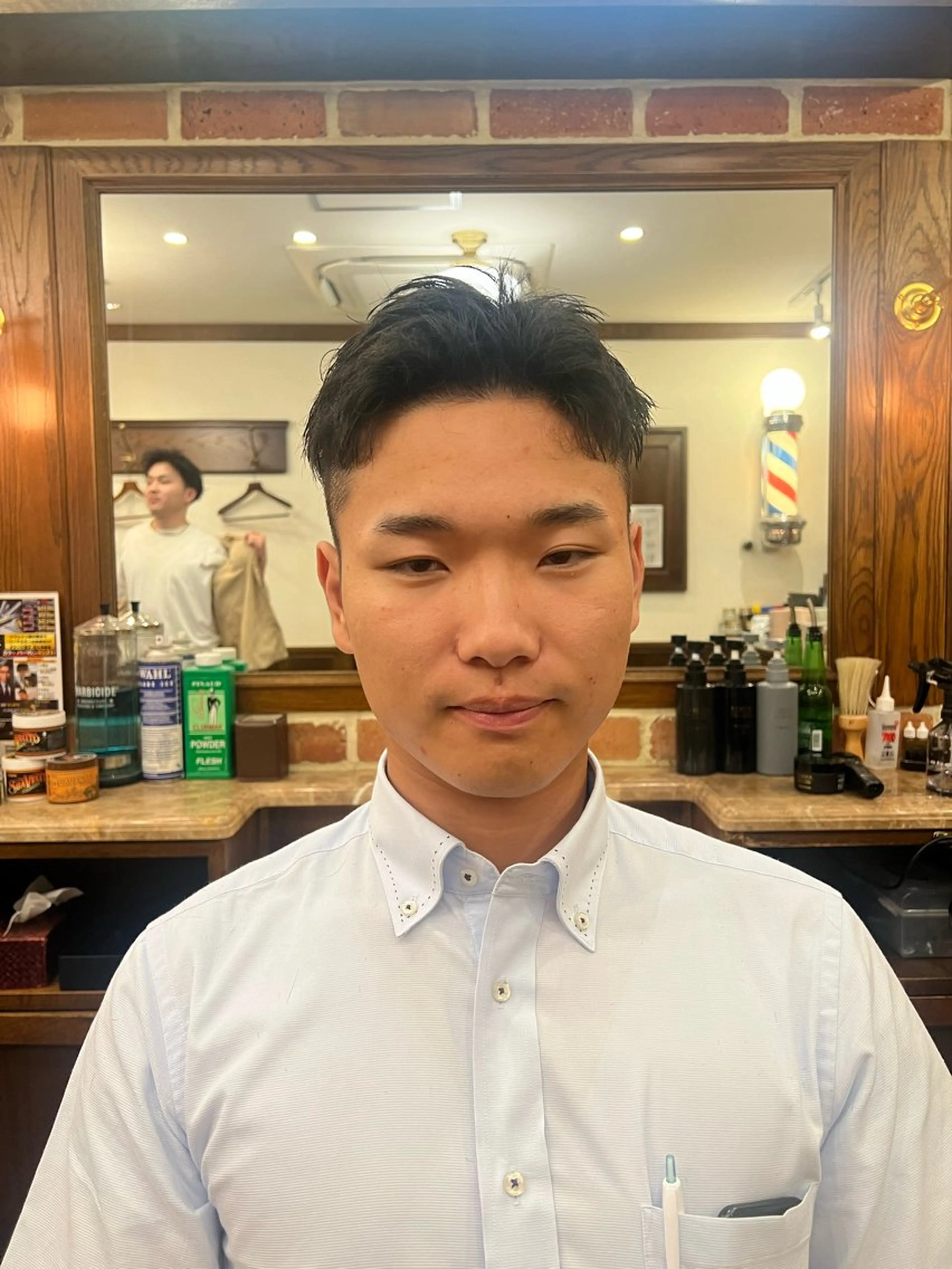 ショート ヒロ銀座バーバーショップ丸の内所属・秋山 琳太のヘアスタイル