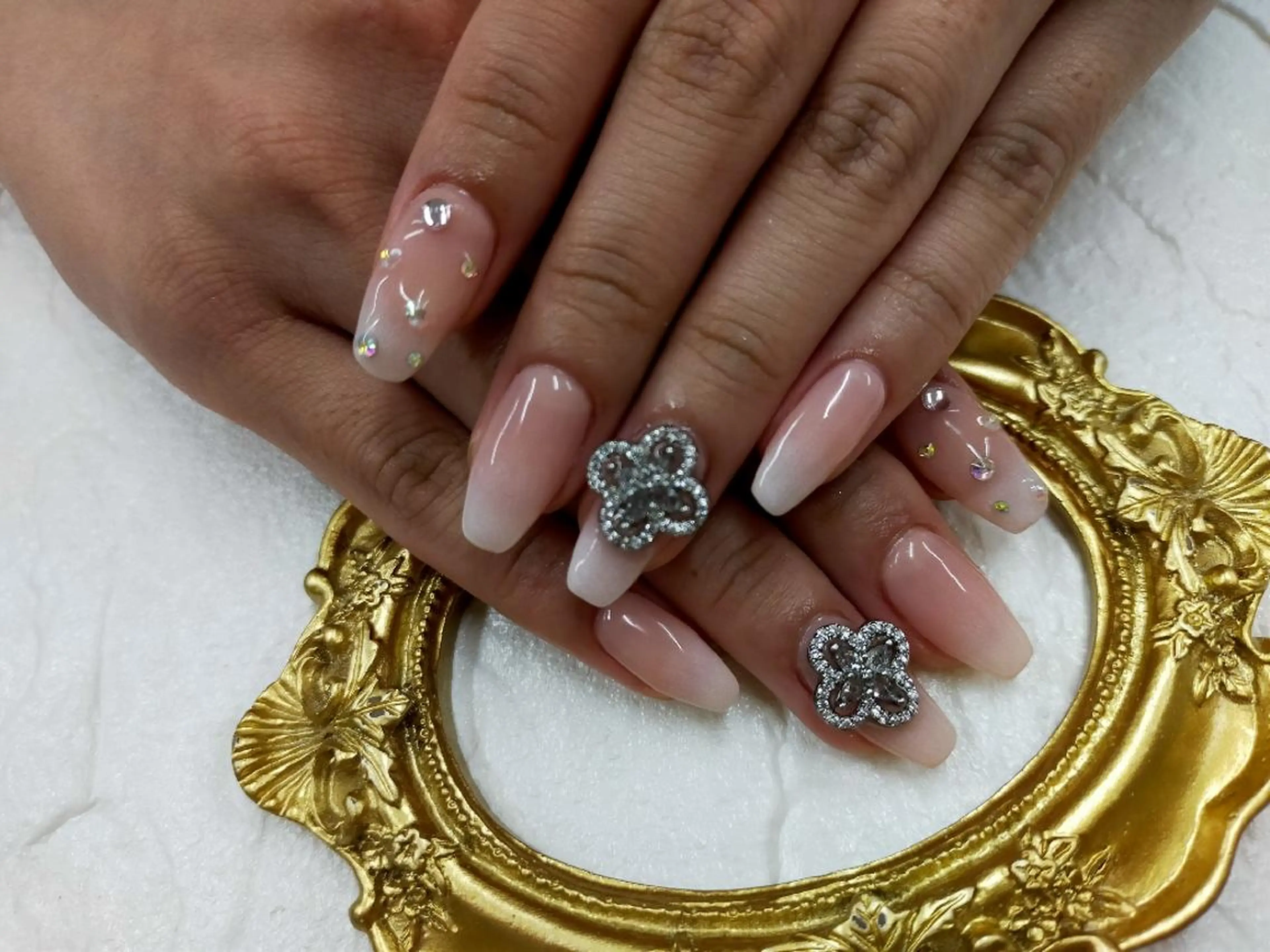 ネイル ＤI'A ネイルサロンのネイルデザイン