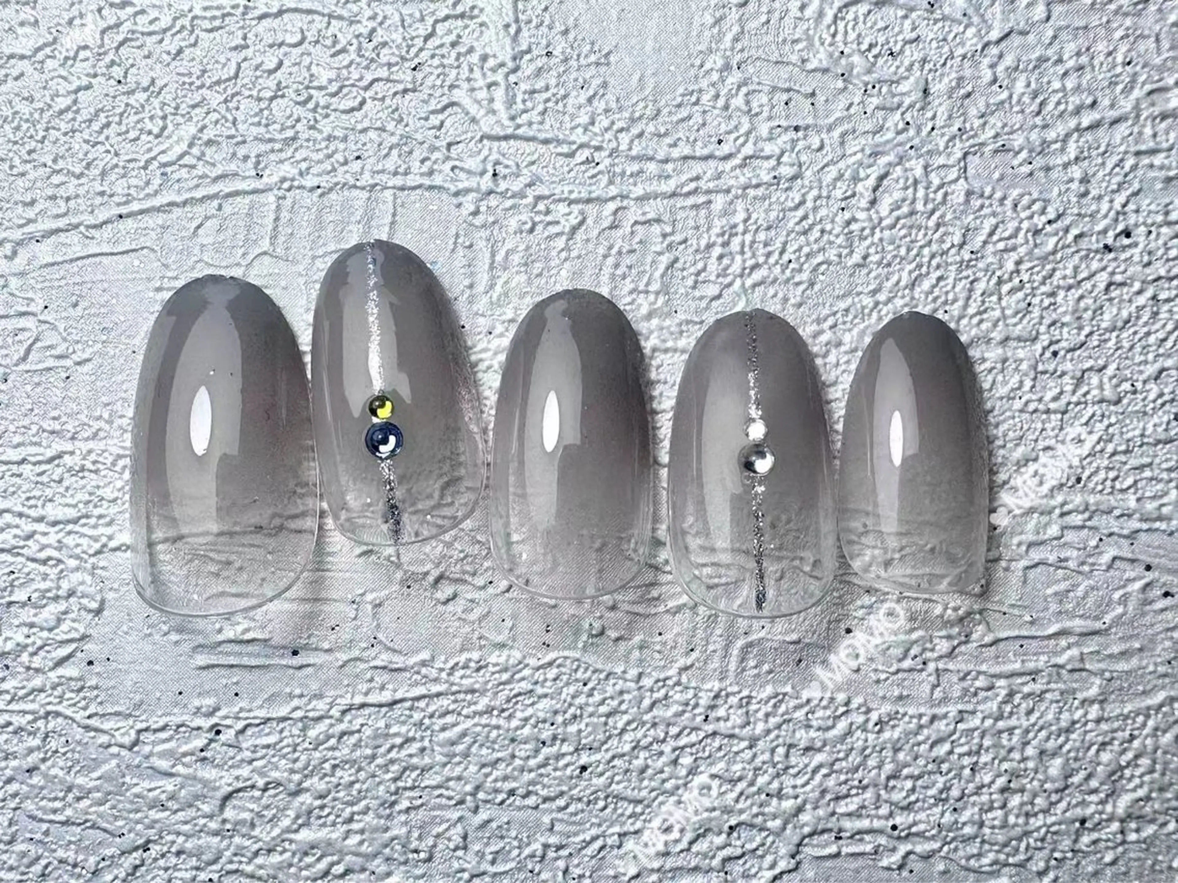 ネイル ハンドネイル MOMO nail所属・NIITSU 川崎のネイルデザイン