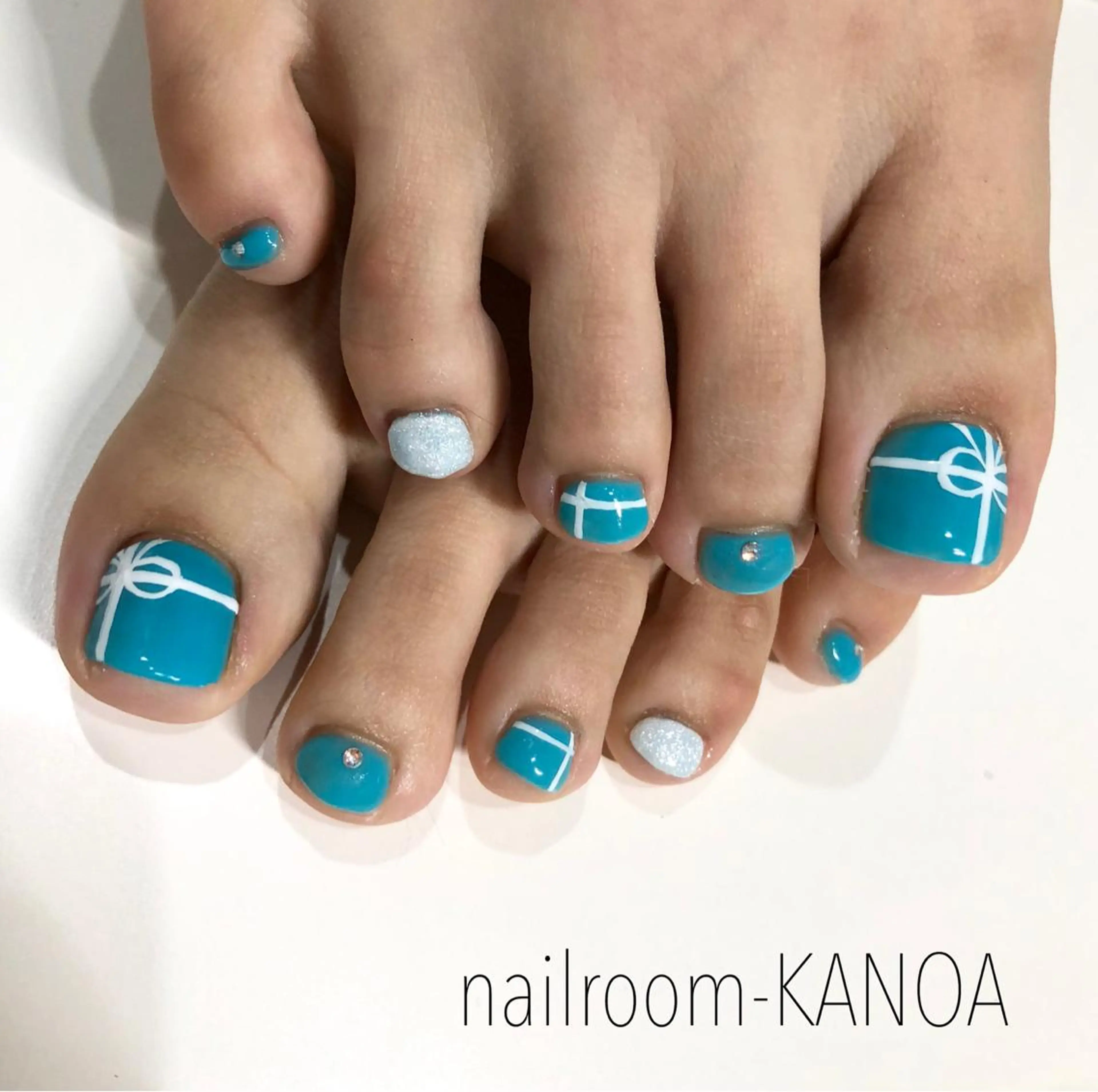 ショート ネイル フットネイル nailroom- KANOAのネイルデザイン
