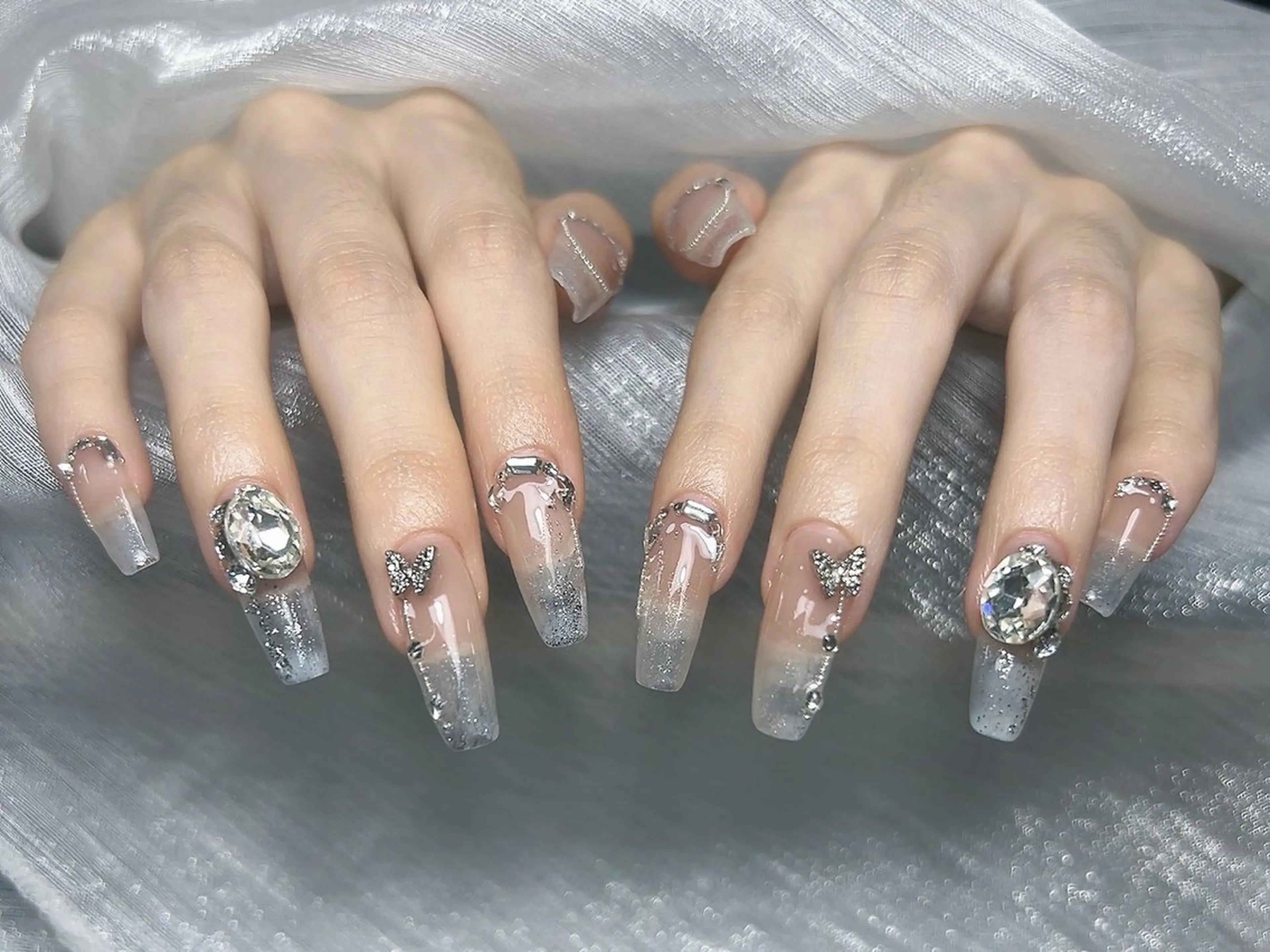 ネイル 長さ出し 持ち込み ハンドネイル ハンドケア ⭐️Syu Rei⭐️のネイルデザイン