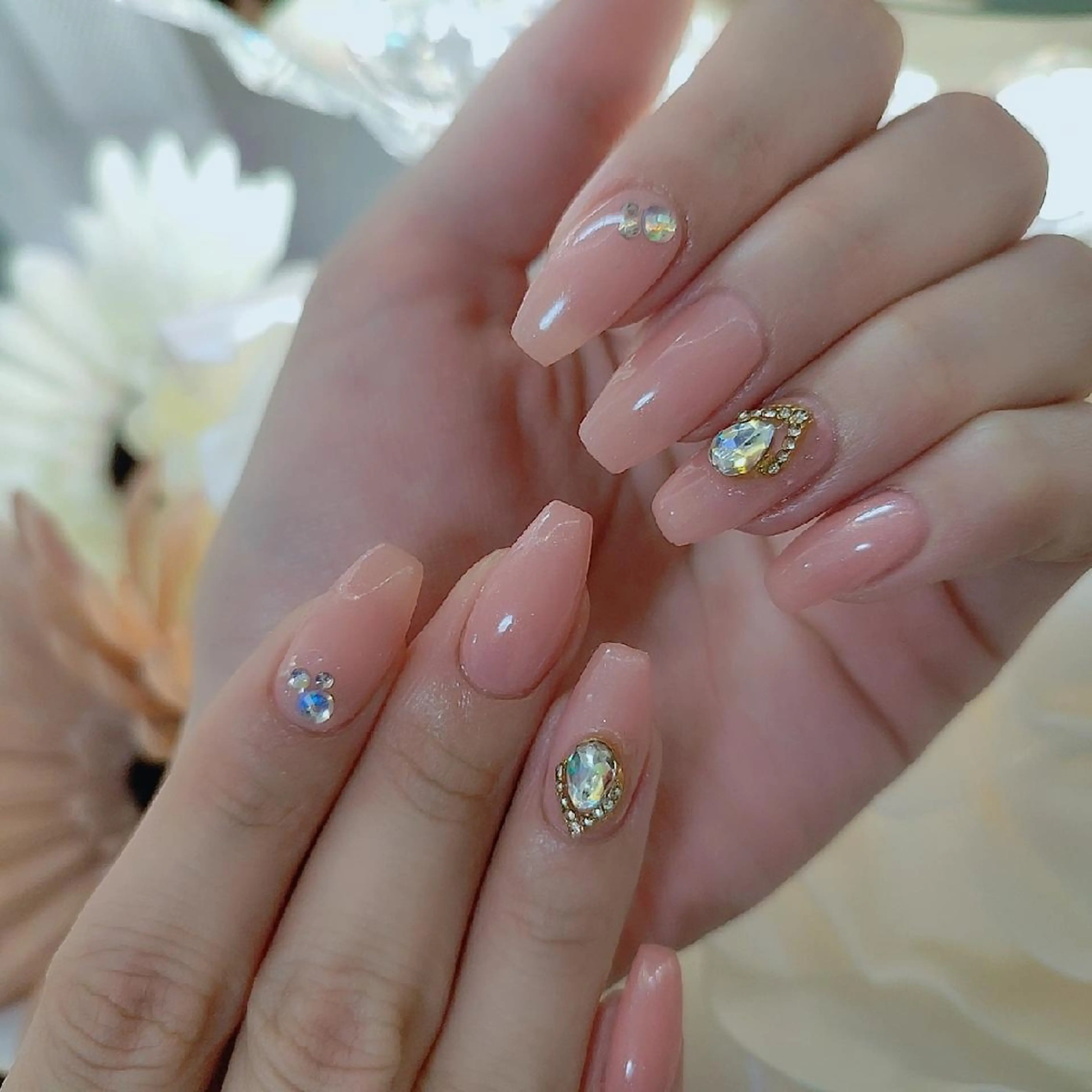 ネイル ハンドネイル RUNWAY 　　の眉毛・アイブロウイメージ