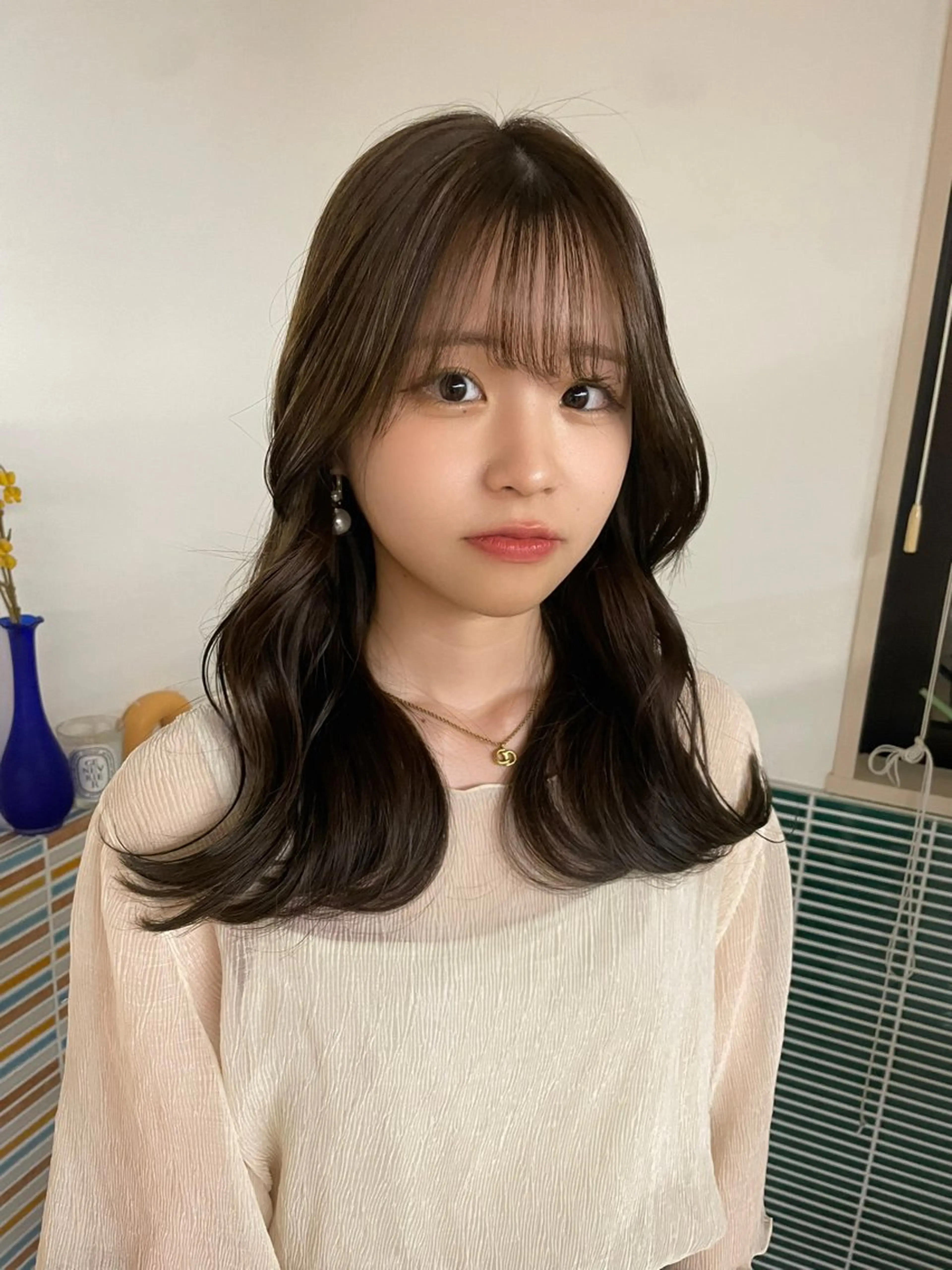 カラー ハイトーン縮毛/暖色 なーな🎀🤍のヘアスタイル