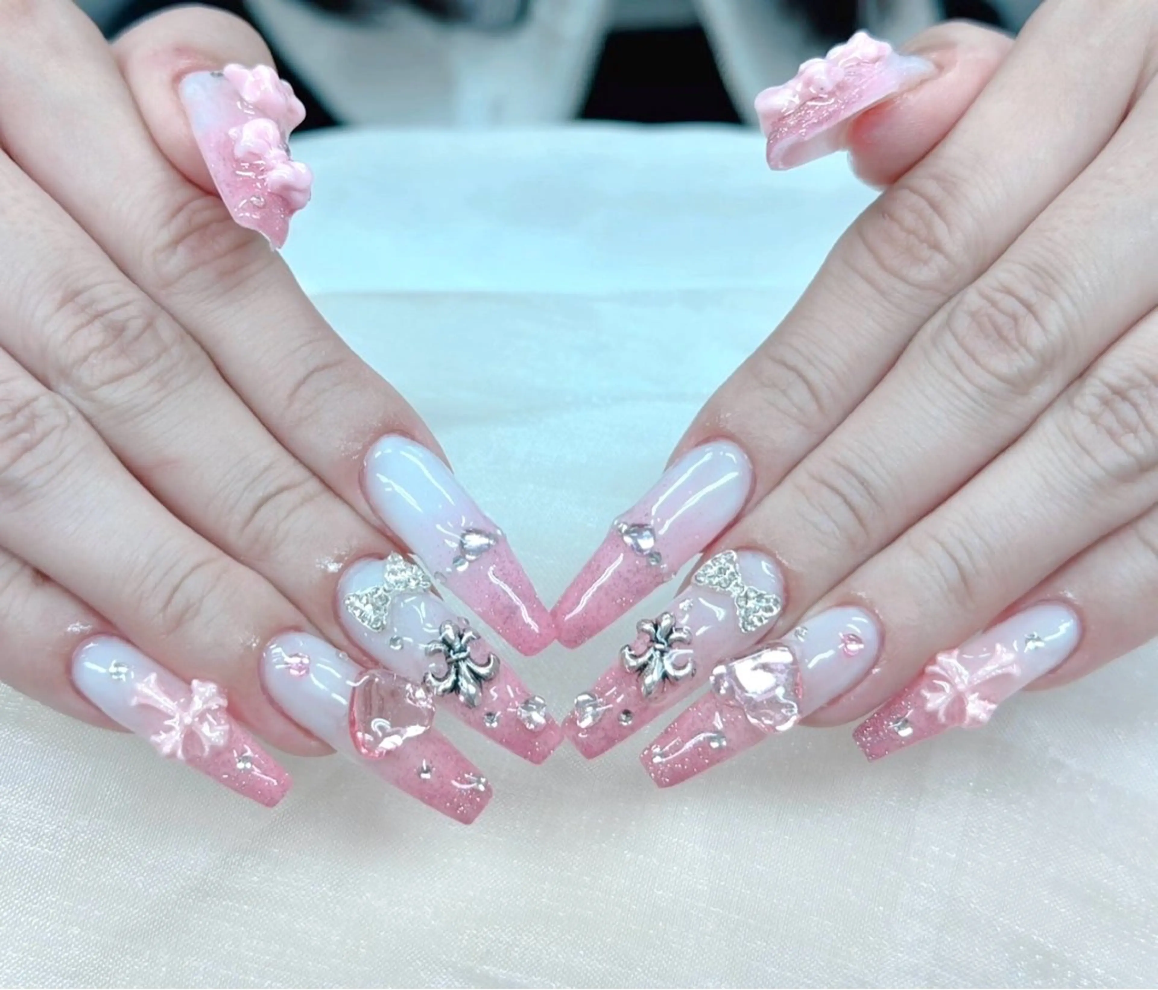 ネイル lucky nail 歌舞伎町のネイルデザイン