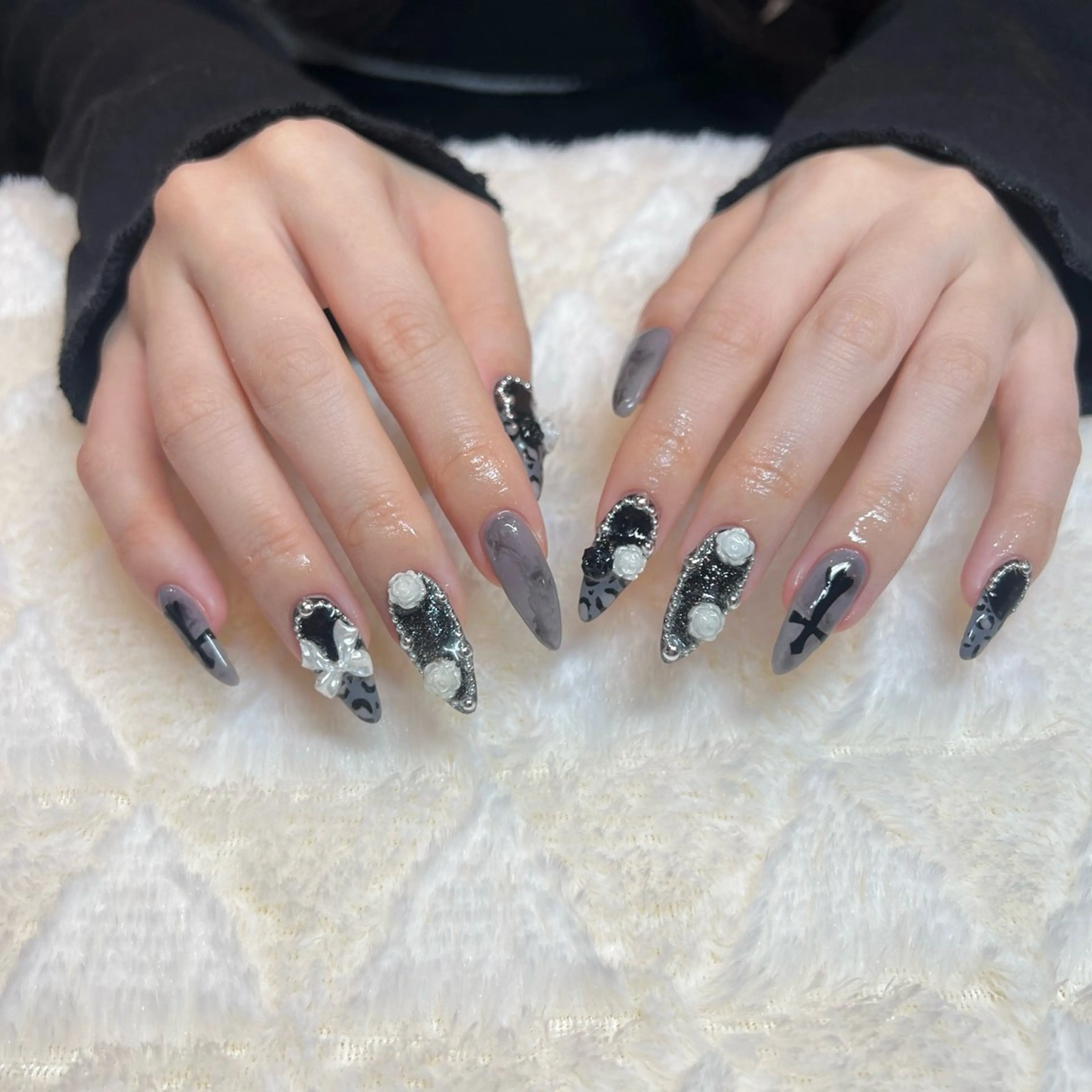 ネイル ハンドネイル 韓国🩶Y2Kネイル 💫くれはのネイルデザイン