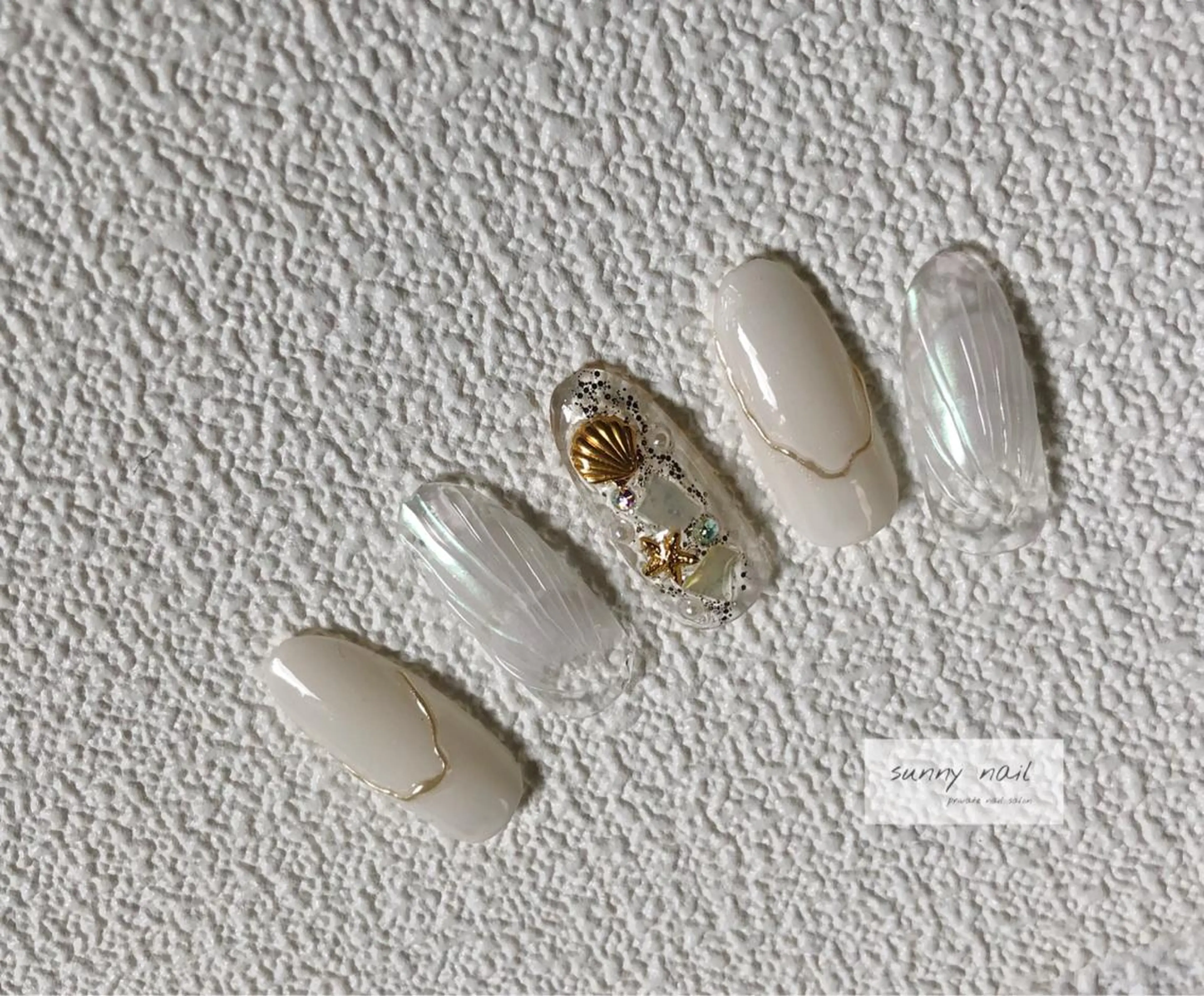 ネイル アートネイル オーロラネイル カジュアル ジェルネイル ニュアンスネイル sunny nailのネイルデザイン
