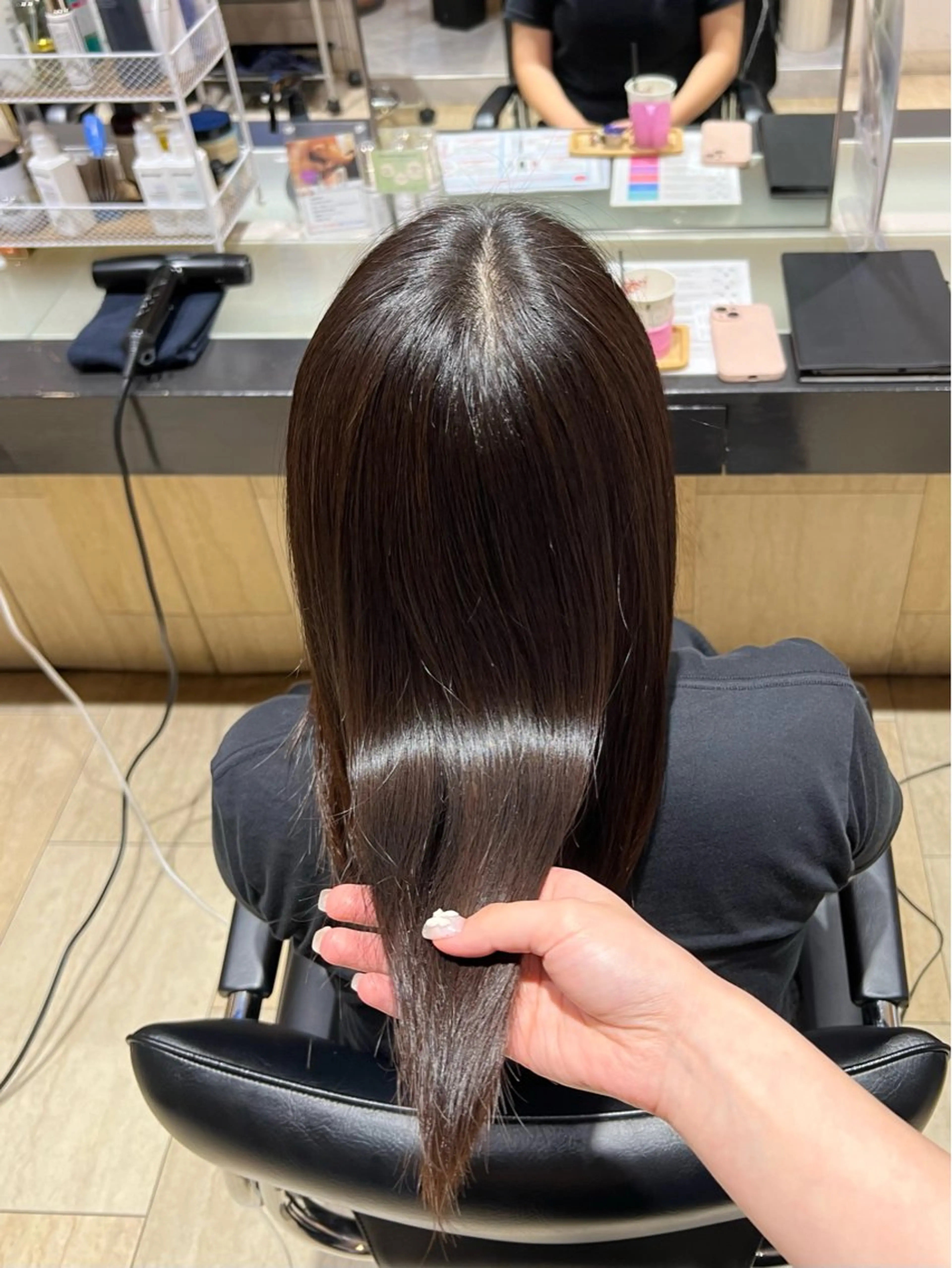 セミロング 髪質改善 トリートメント 時﨑 実子/透明感カラーのヘアスタイル