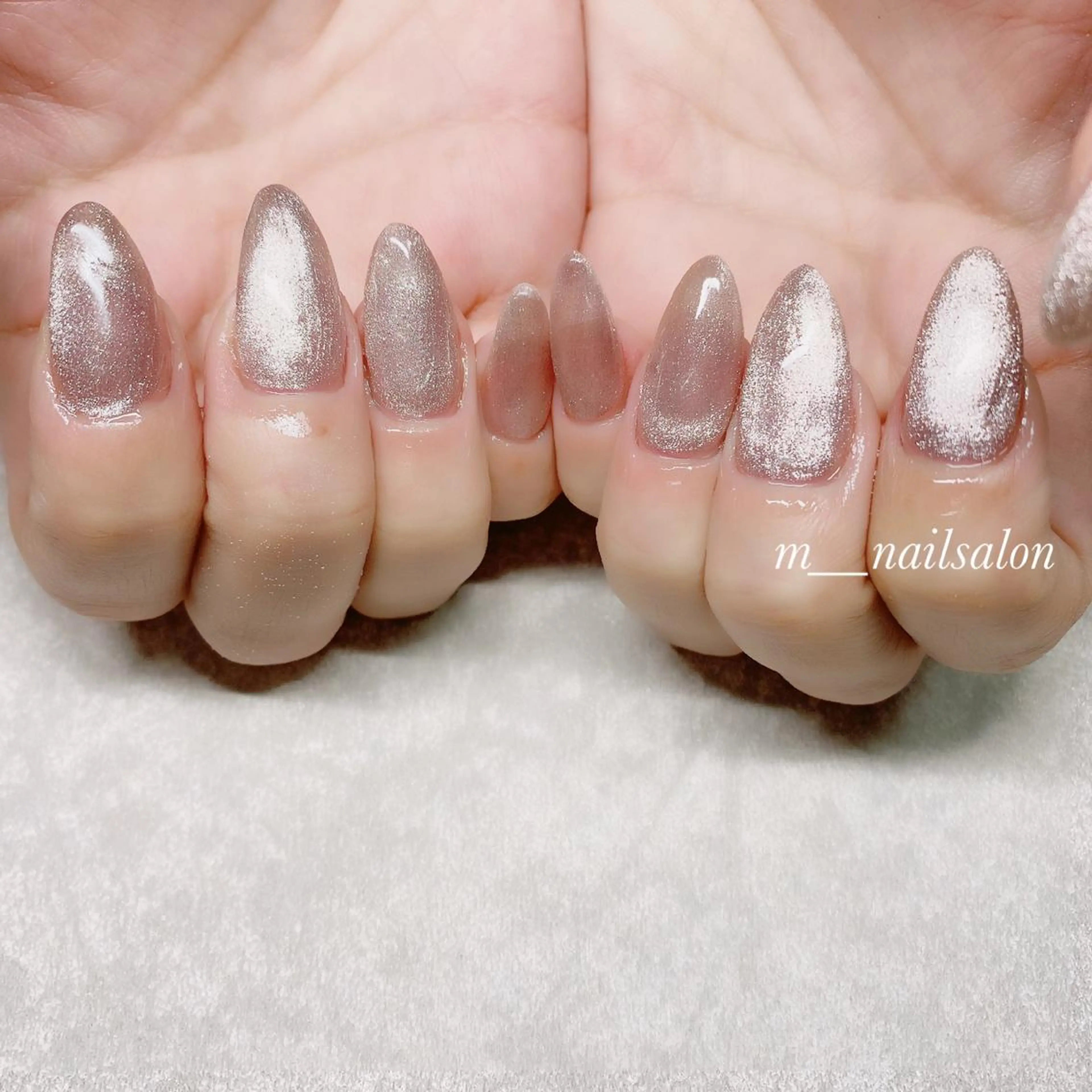 ネイル フラッシュネイル ジェルネイル 韓国ネイル マグネットネイル パラジェル merci nail所属・merci nailのネイルデザイン