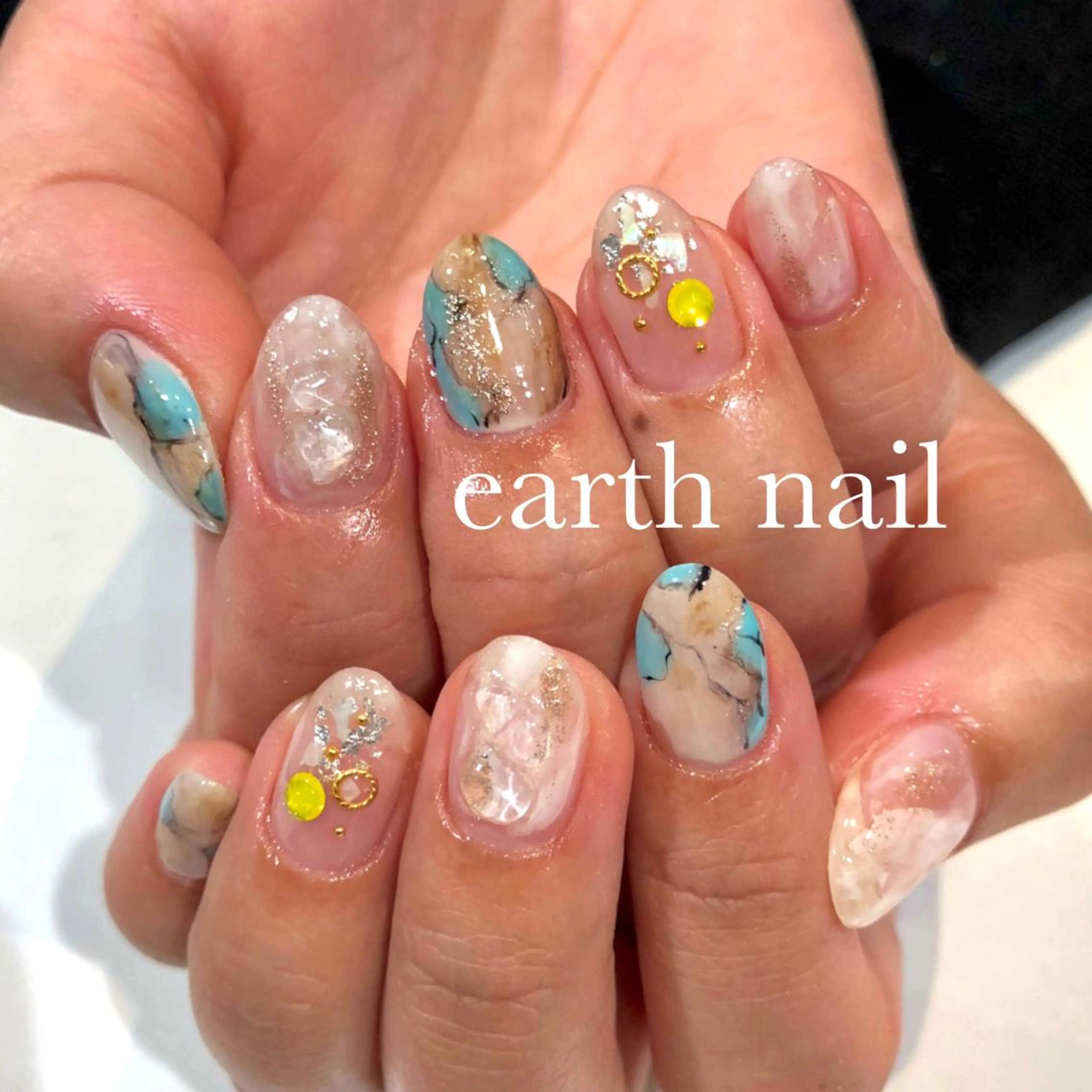 ネイル ニュアンスネイル ハンドネイル 🧁🥕 asukaのネイルデザイン