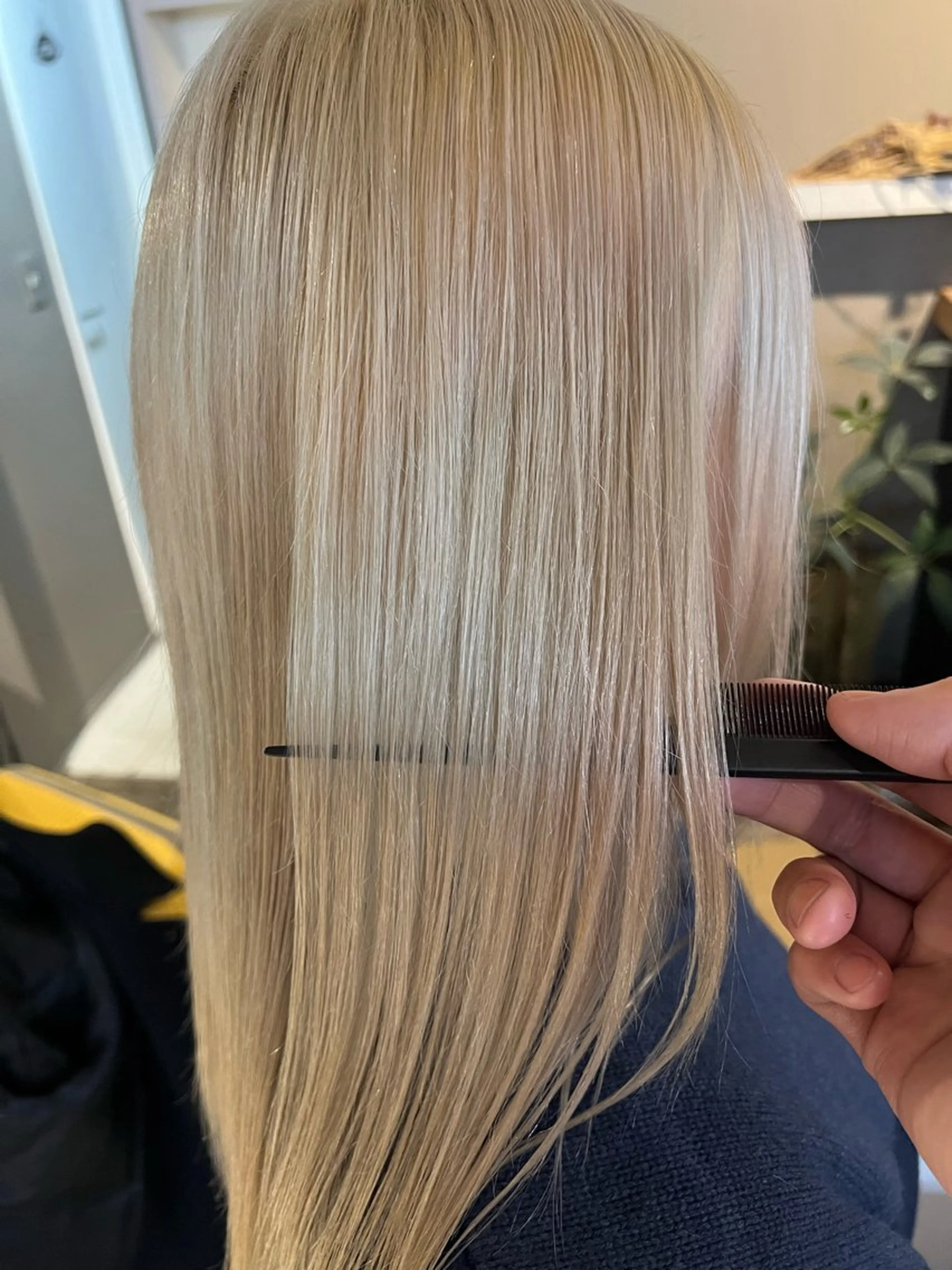 ロング カラー ブリーチ daiki 原宿のヘアスタイル