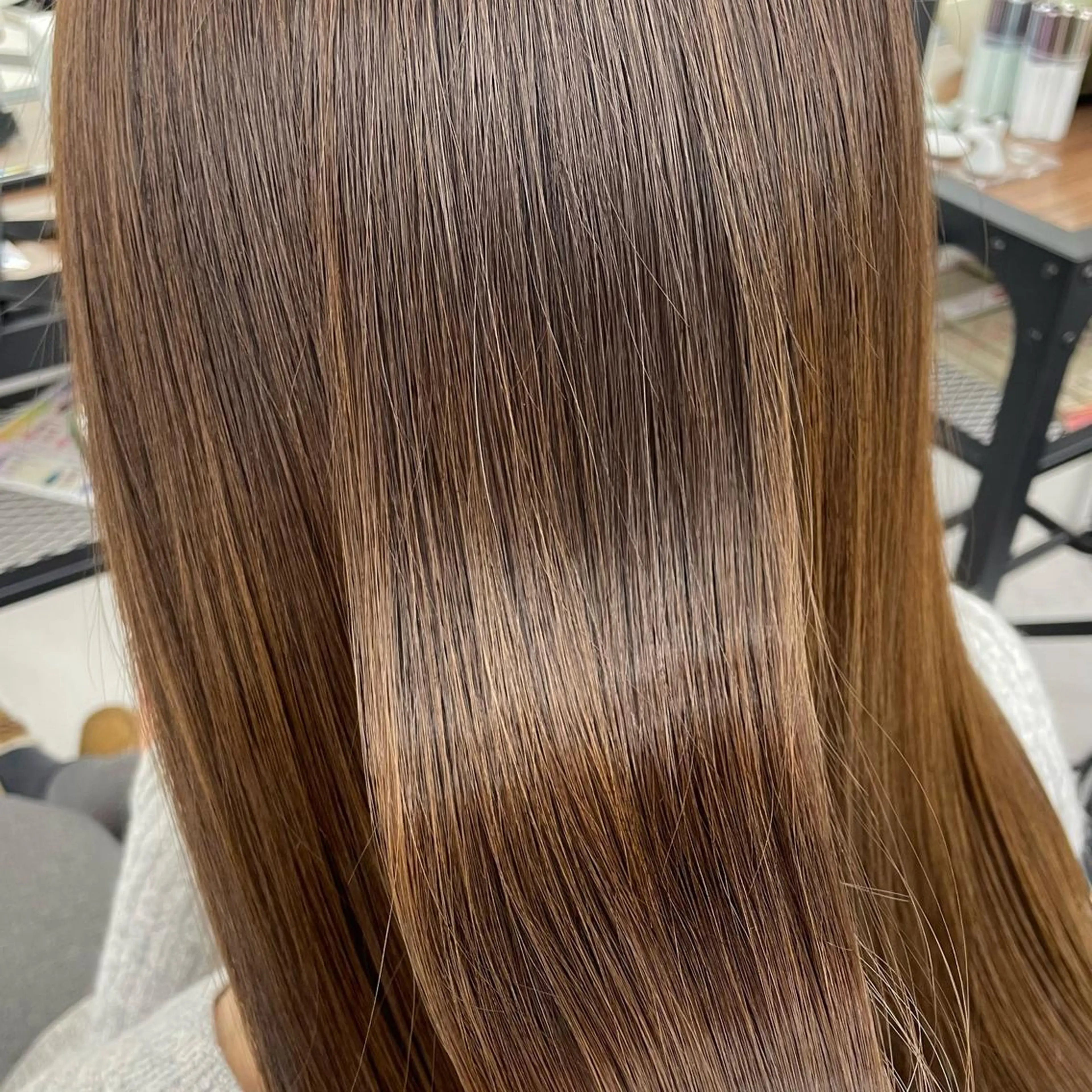 セミロング カラー パーマ ヘアアレンジ メンズ キッズ ネイル マツエク・マツパ アイブロウ トリートメント mona/ ストレートスタイル✨のヘアスタイル