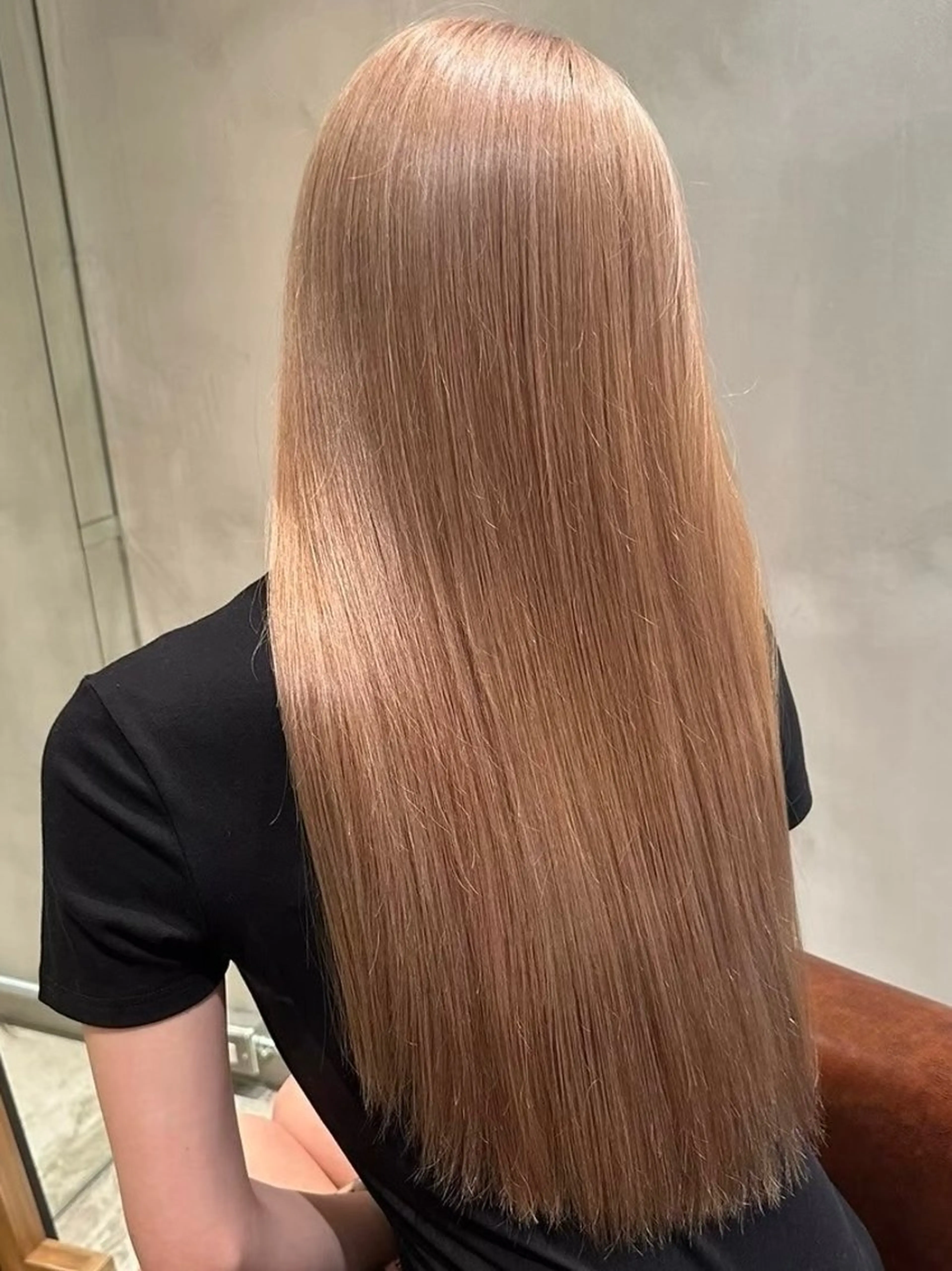 ロング カラー Ma cherie by Lond所属・ハイトーン/ ブリーチAikaのヘアスタイル