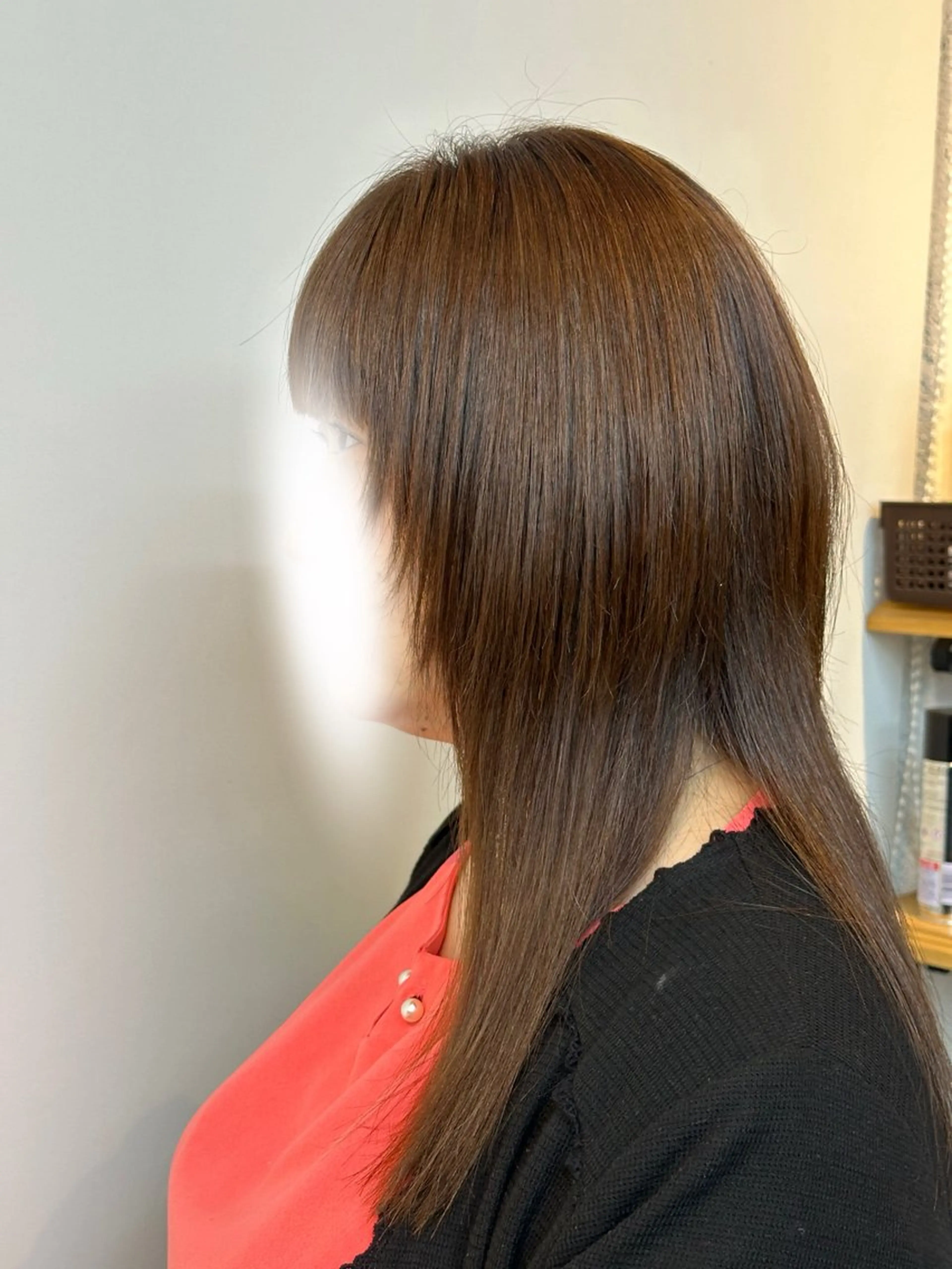 ロング 顔まわりレイヤー 顔周りカット レイヤーカット Reina 🫧のヘアスタイル