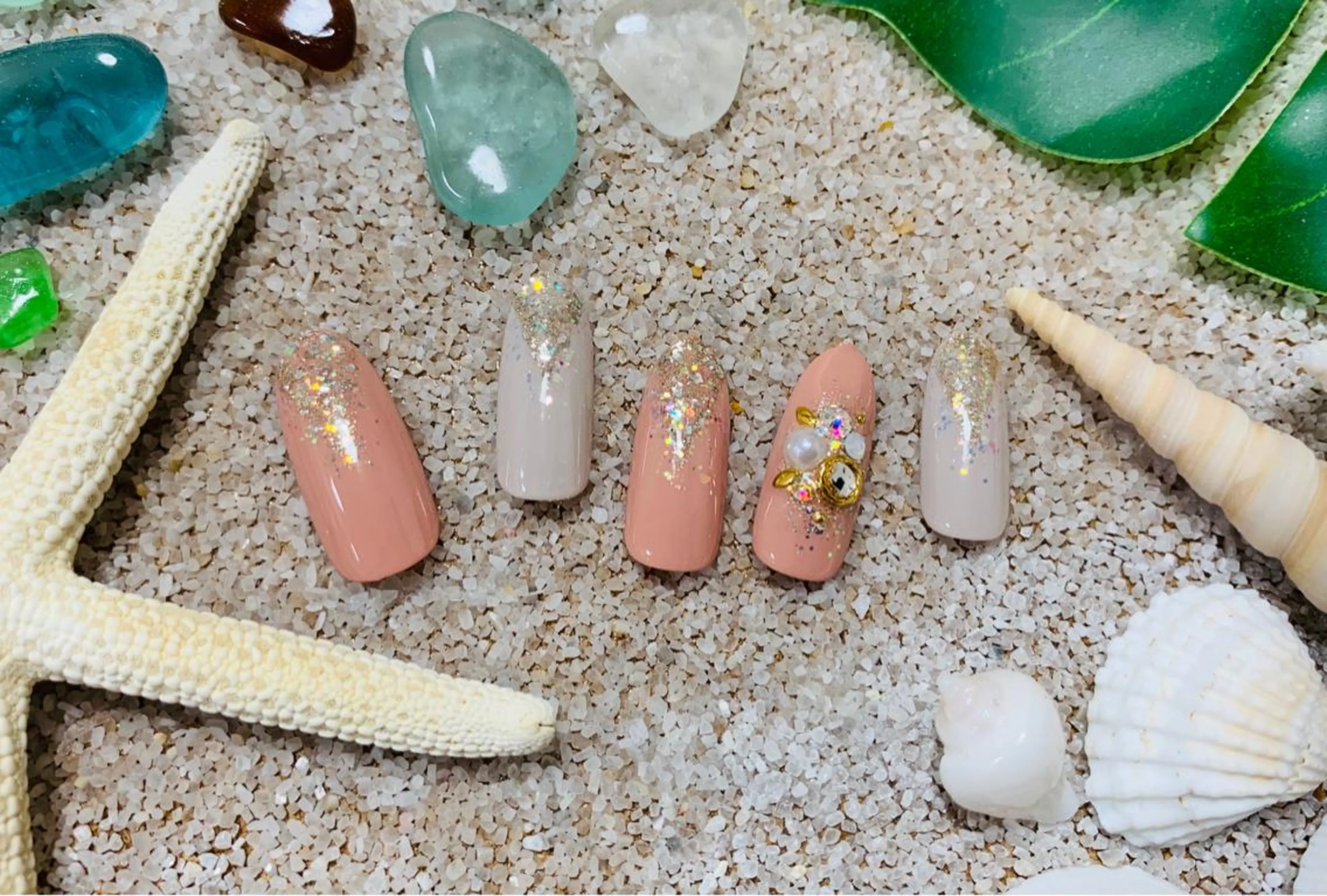 ネイル ハンドネイル Nail&Eyelash Amour(アムール)所属・山下 愛のネイルデザイン