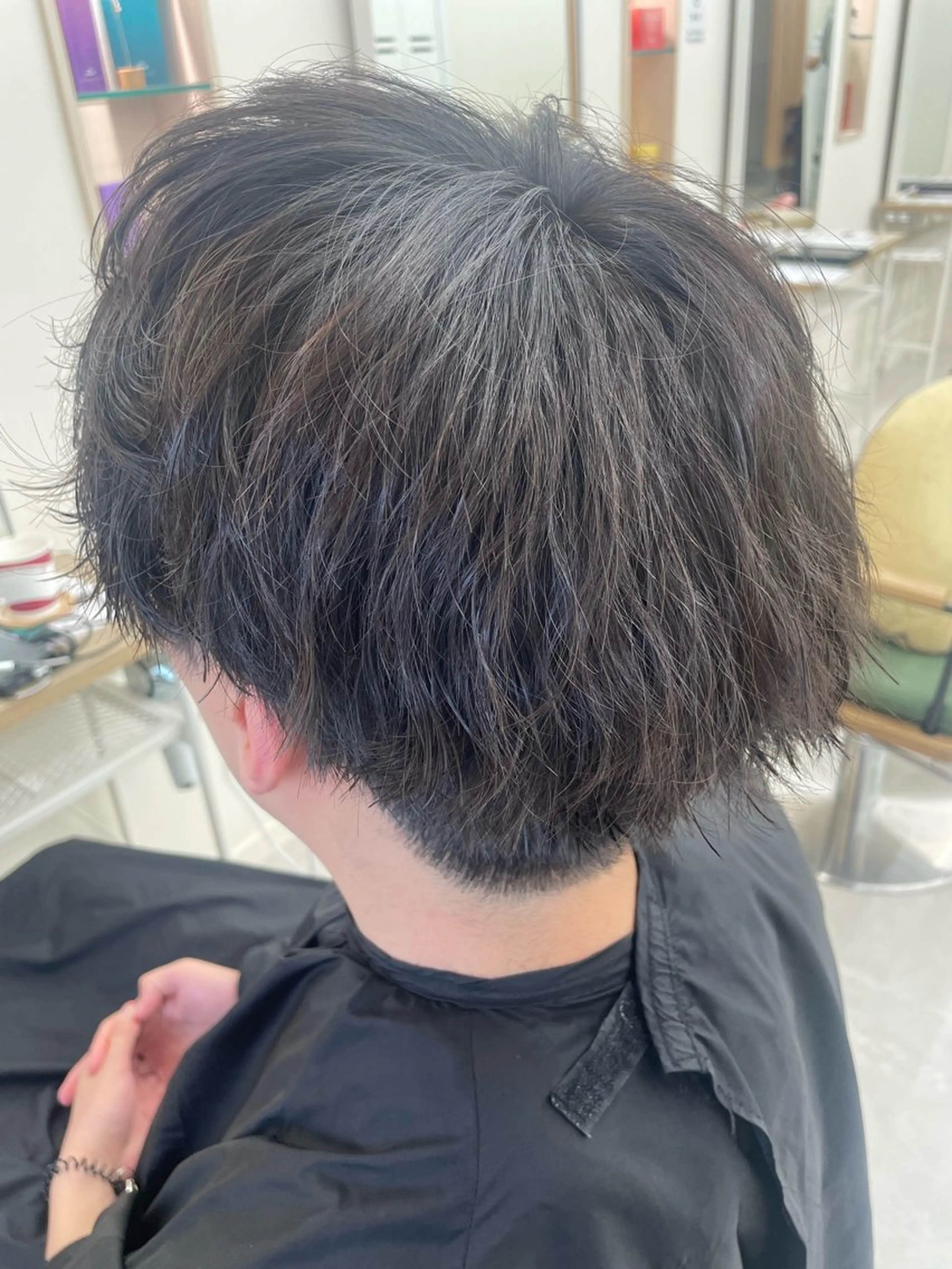 パーマ メンズ カット パーマ NaVIユウジ ブリーチカラーのヘアスタイル