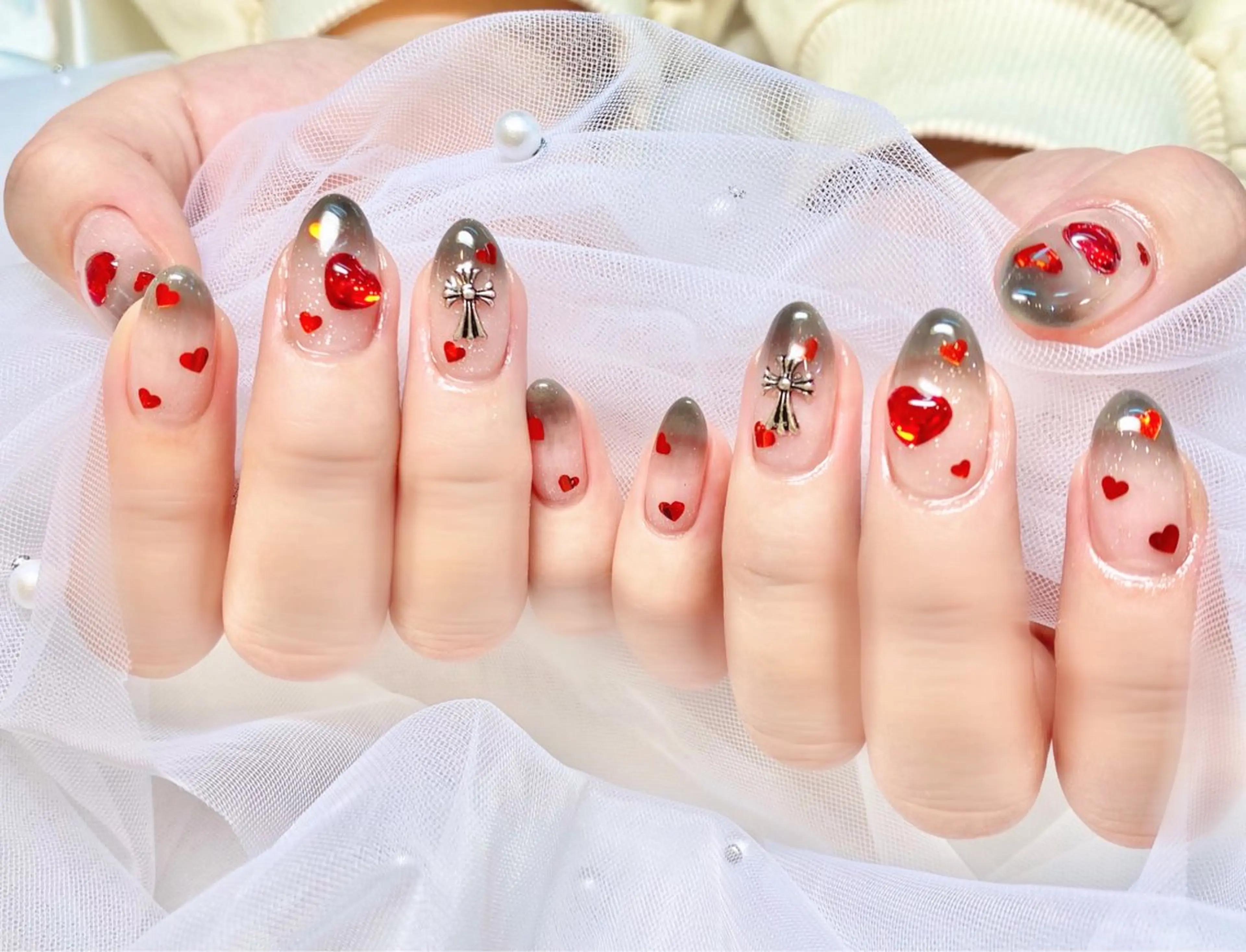 ネイル グラデーション ハート 持ち込み Jebel Beauty所属・Jebel Beauty Miuの眉毛・アイブロウイメージ