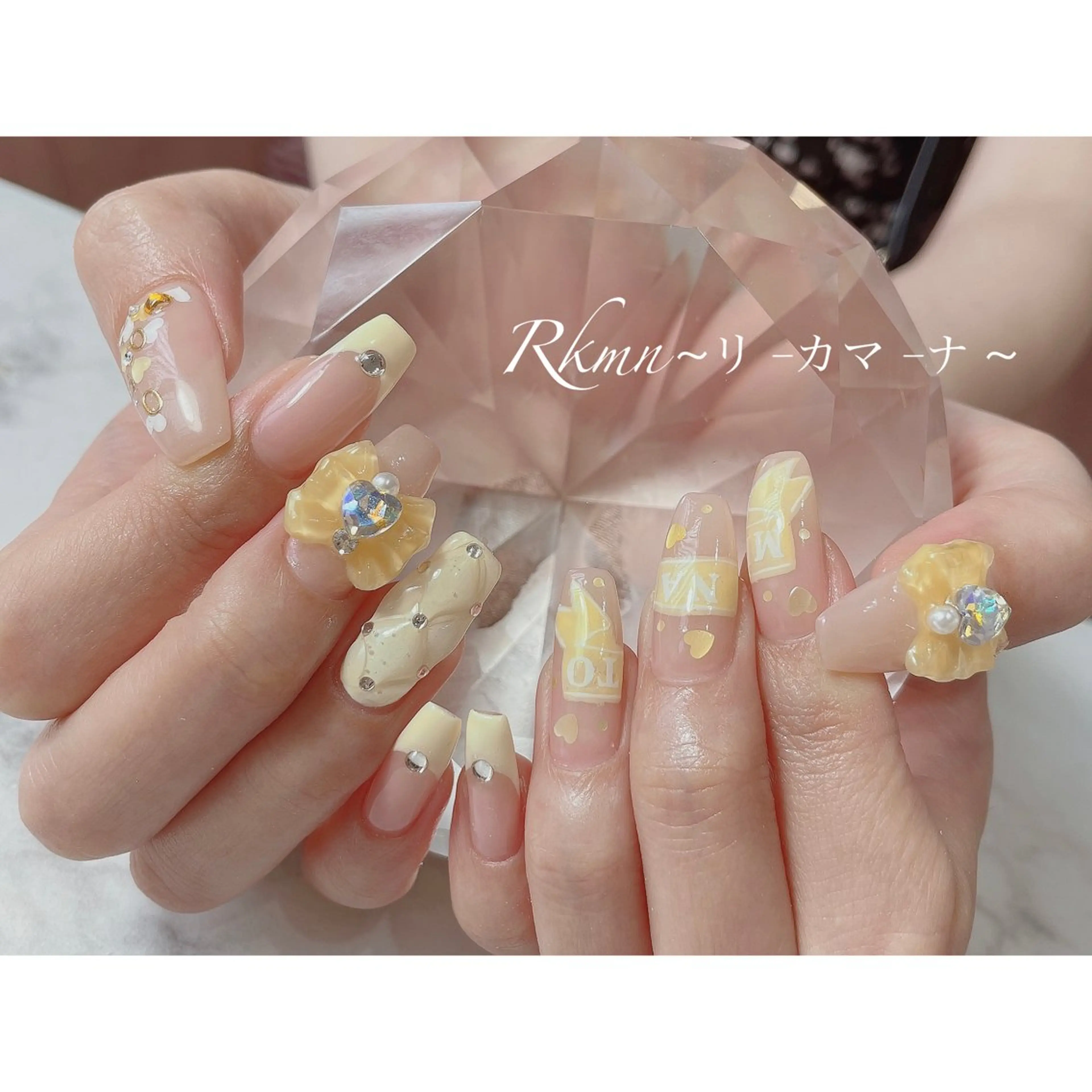 ネイル アートネイル フレンチネイル リボン 春ネイル 黄色 ハンドネイル フットネイル ハンドケア Rkmn ~リ-カマ-ナ~のネイルデザイン